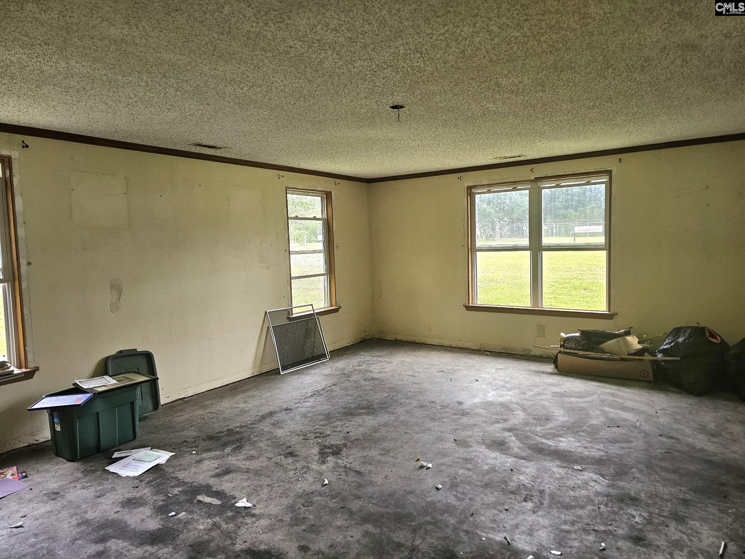 4412 Festival Trail Road Wagener, SC 29164