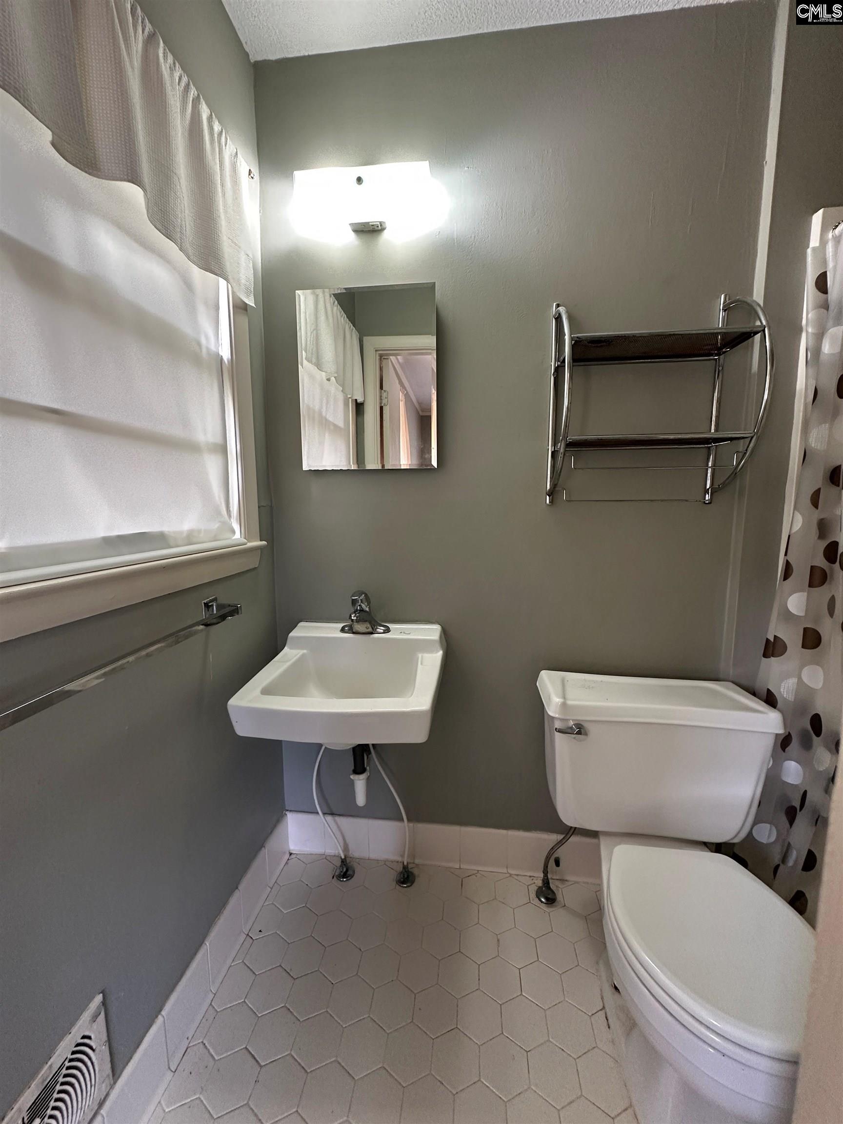 1703 Alba Drive Columbia, SC 29209
