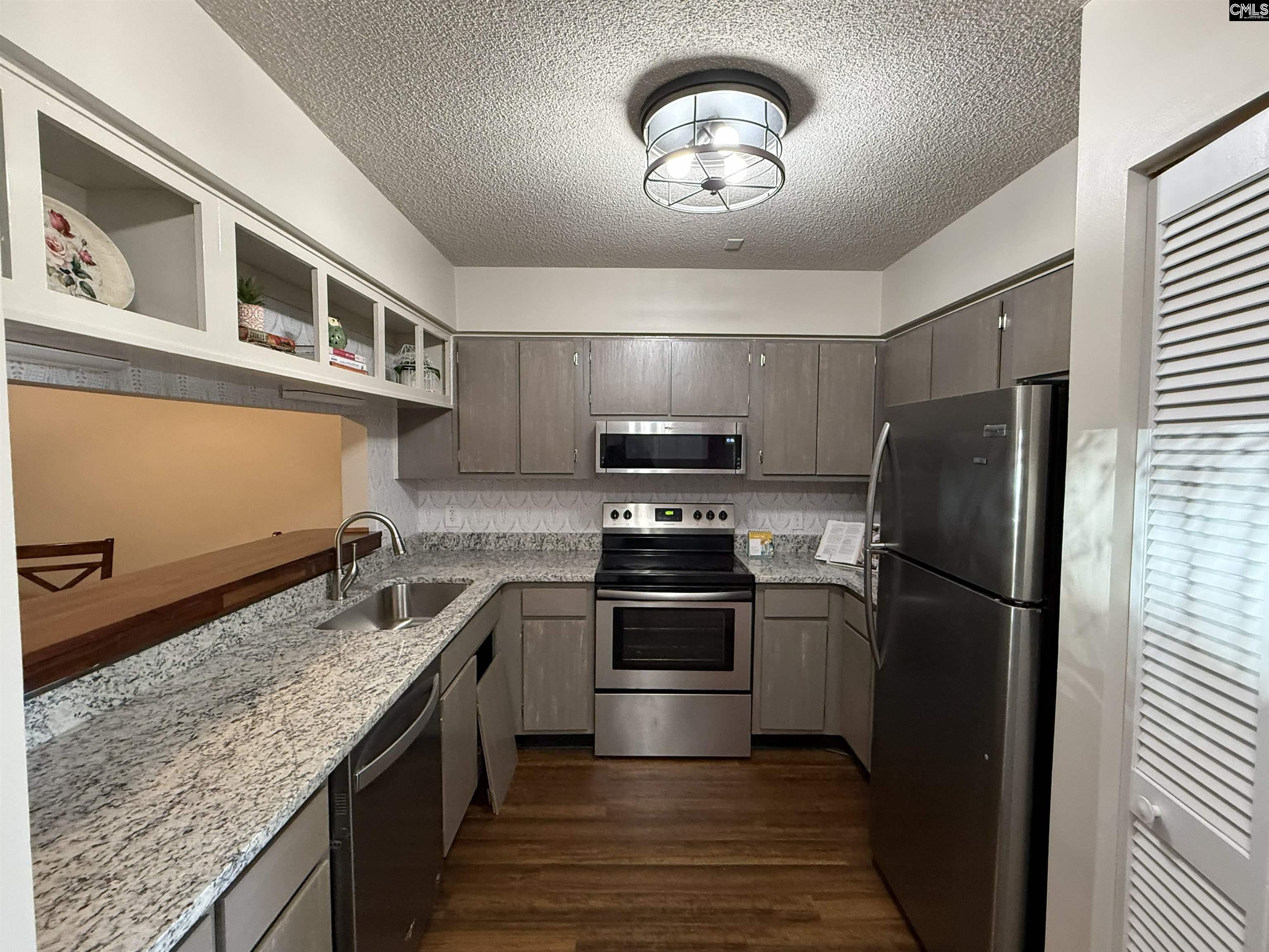 405 Harbison Blvd Apt 811b Columbia, SC 29212