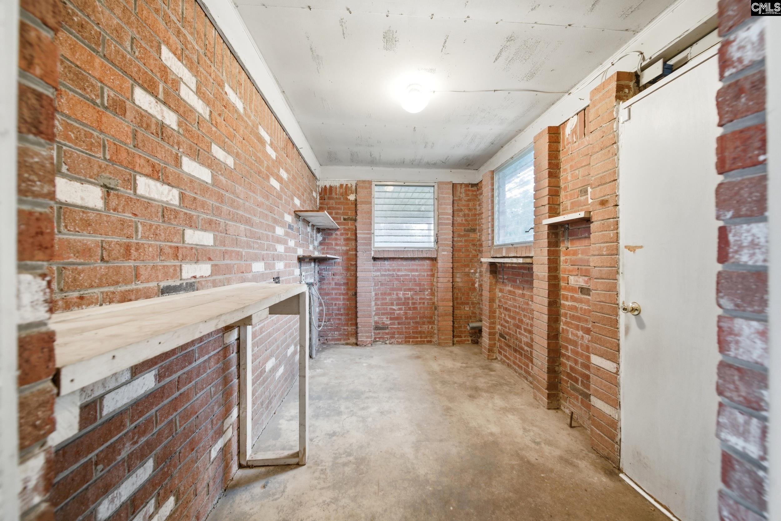 586 Rainbow Circle West Columbia, SC 29170