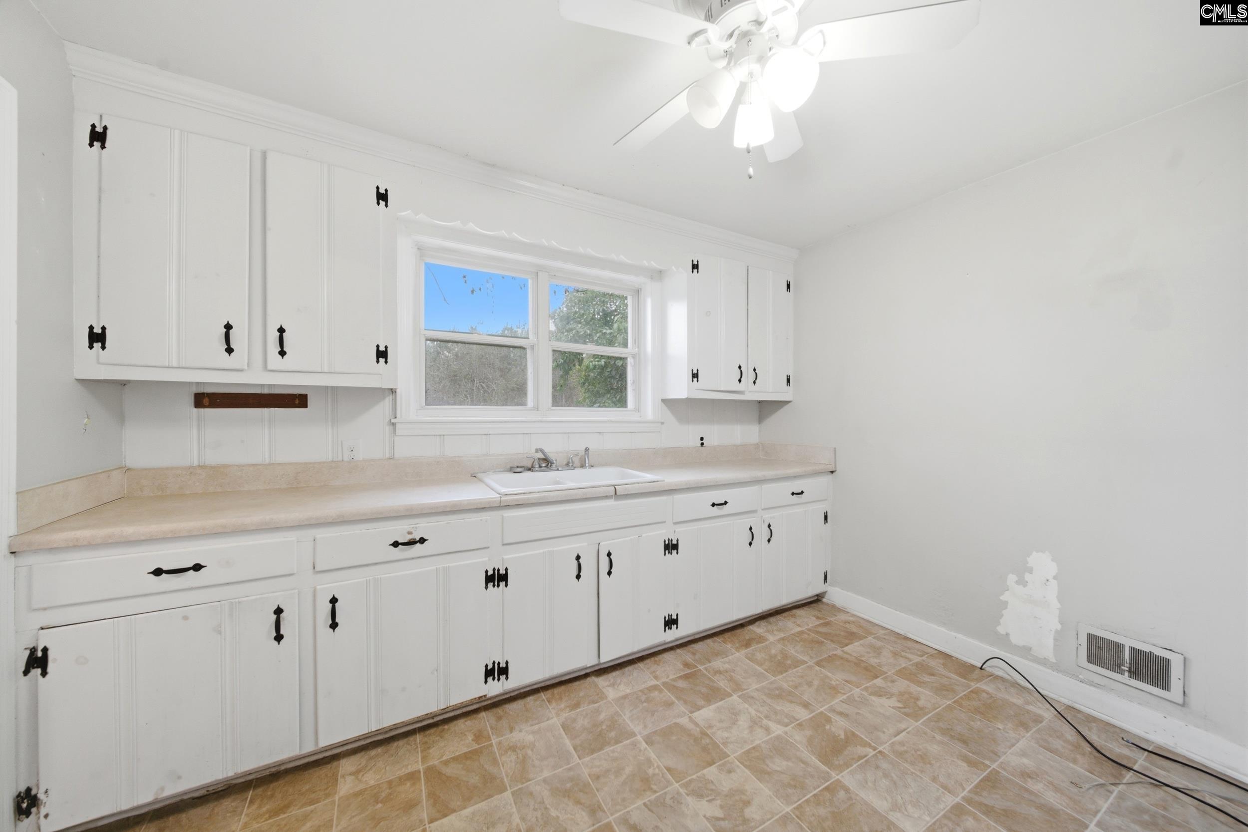 586 Rainbow Circle West Columbia, SC 29170