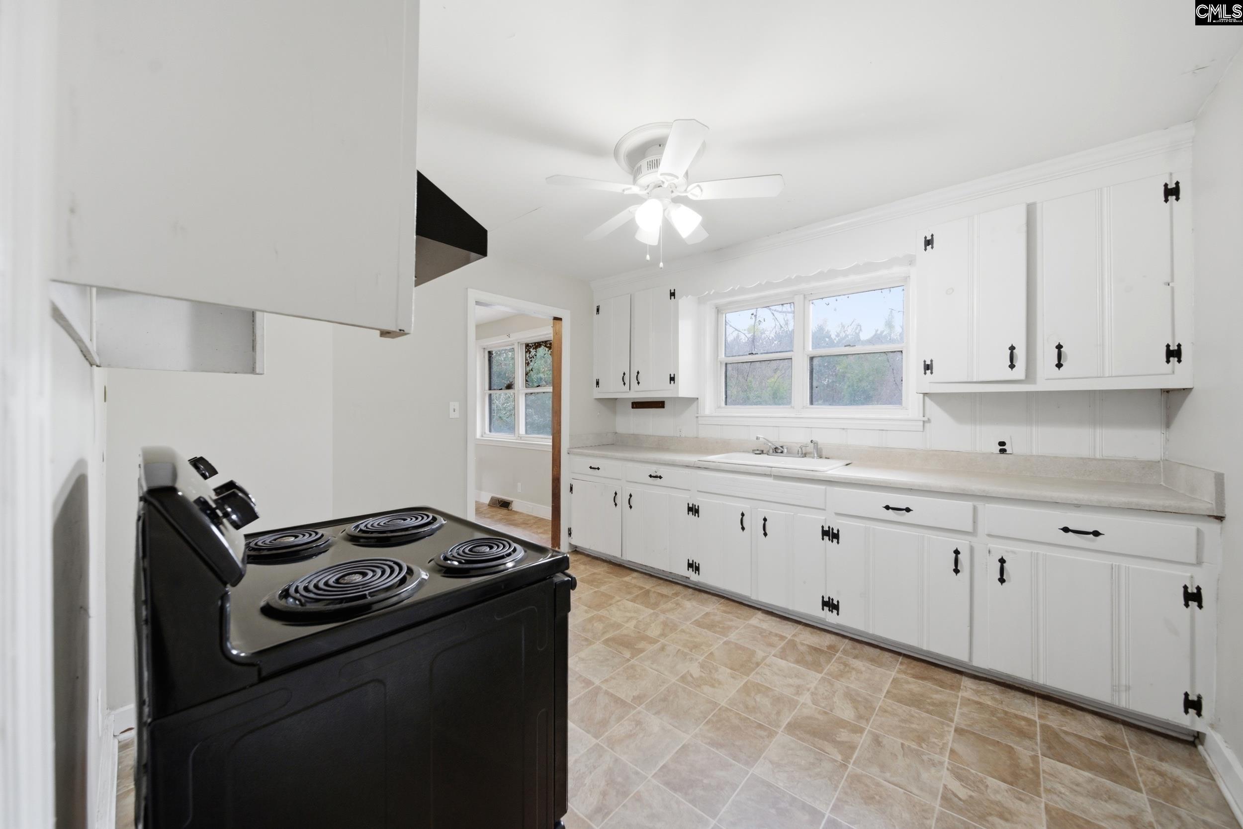 586 Rainbow Circle West Columbia, SC 29170