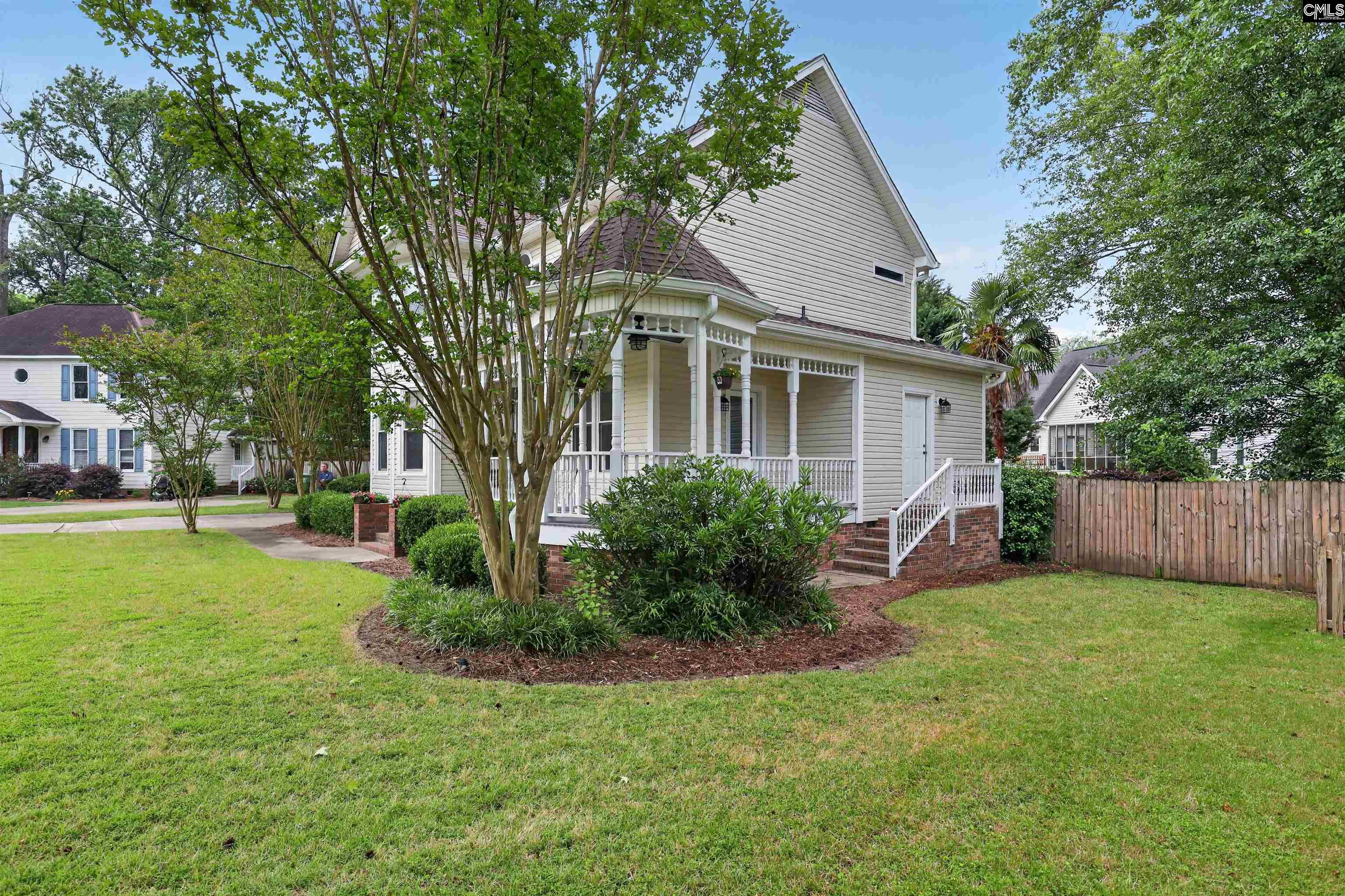 17 Oak Hollow Court Columbia, SC 29209-1939