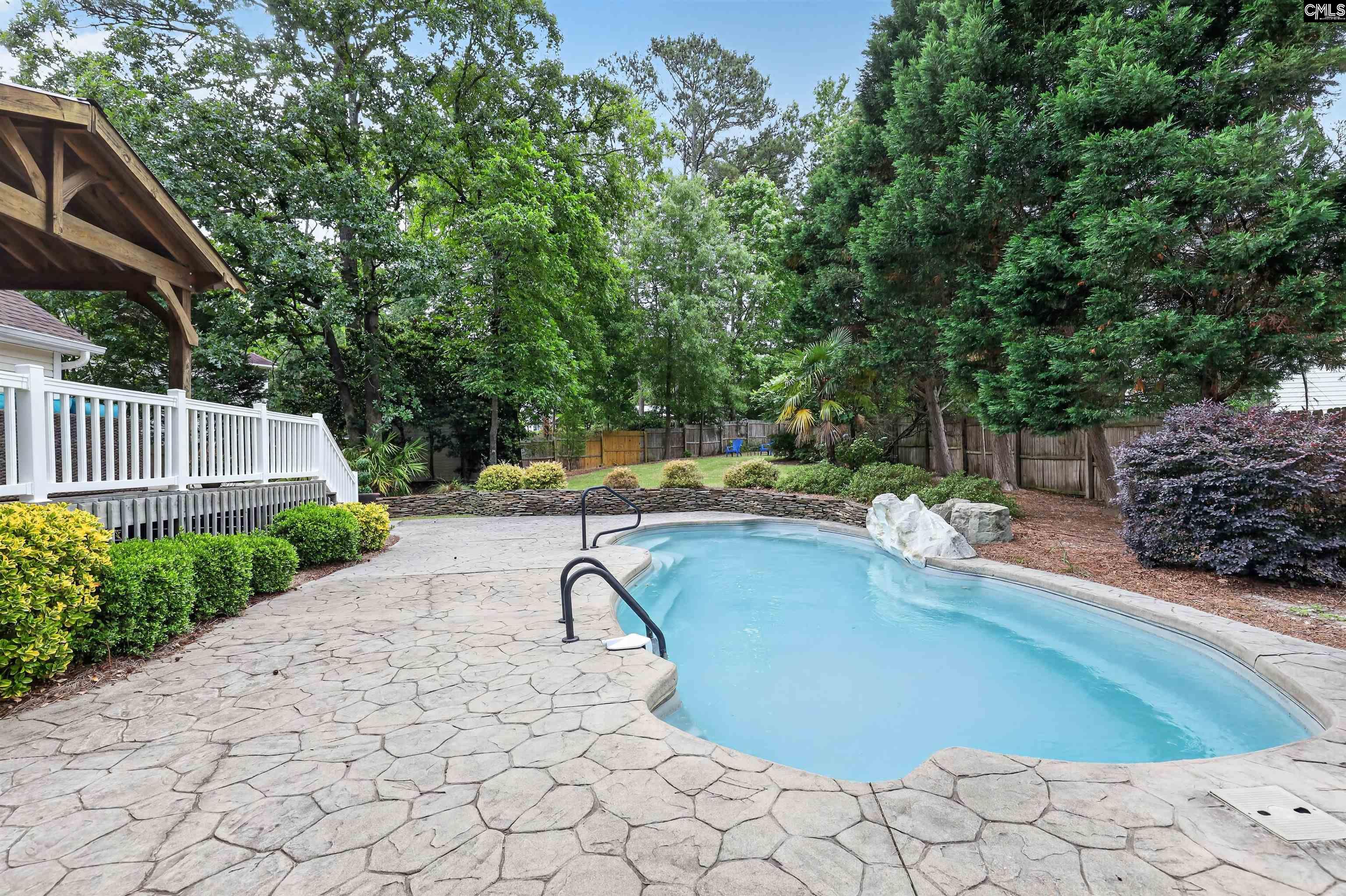 17 Oak Hollow Court Columbia, SC 29209-1939