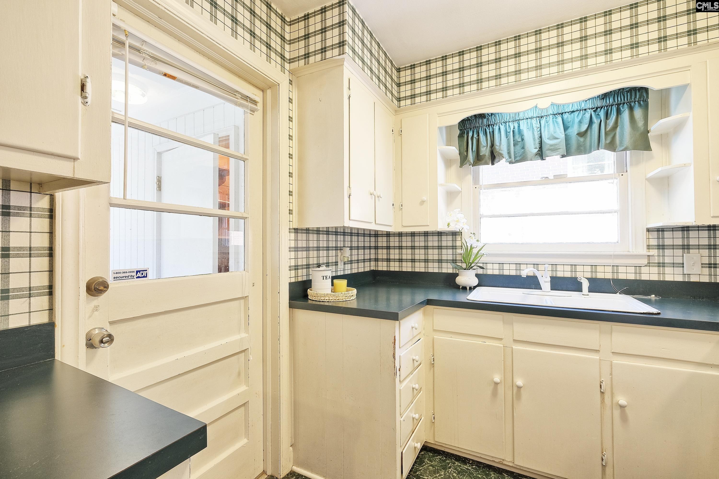 947 Laurie Ln Columbia, SC 29205