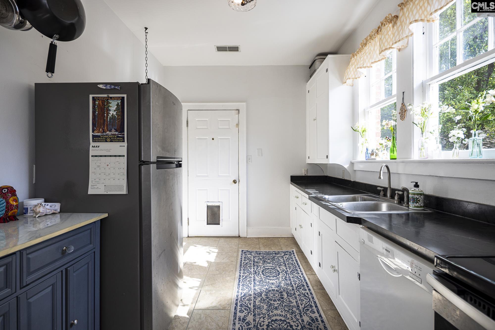2215 Washington Street Columbia, SC 29204