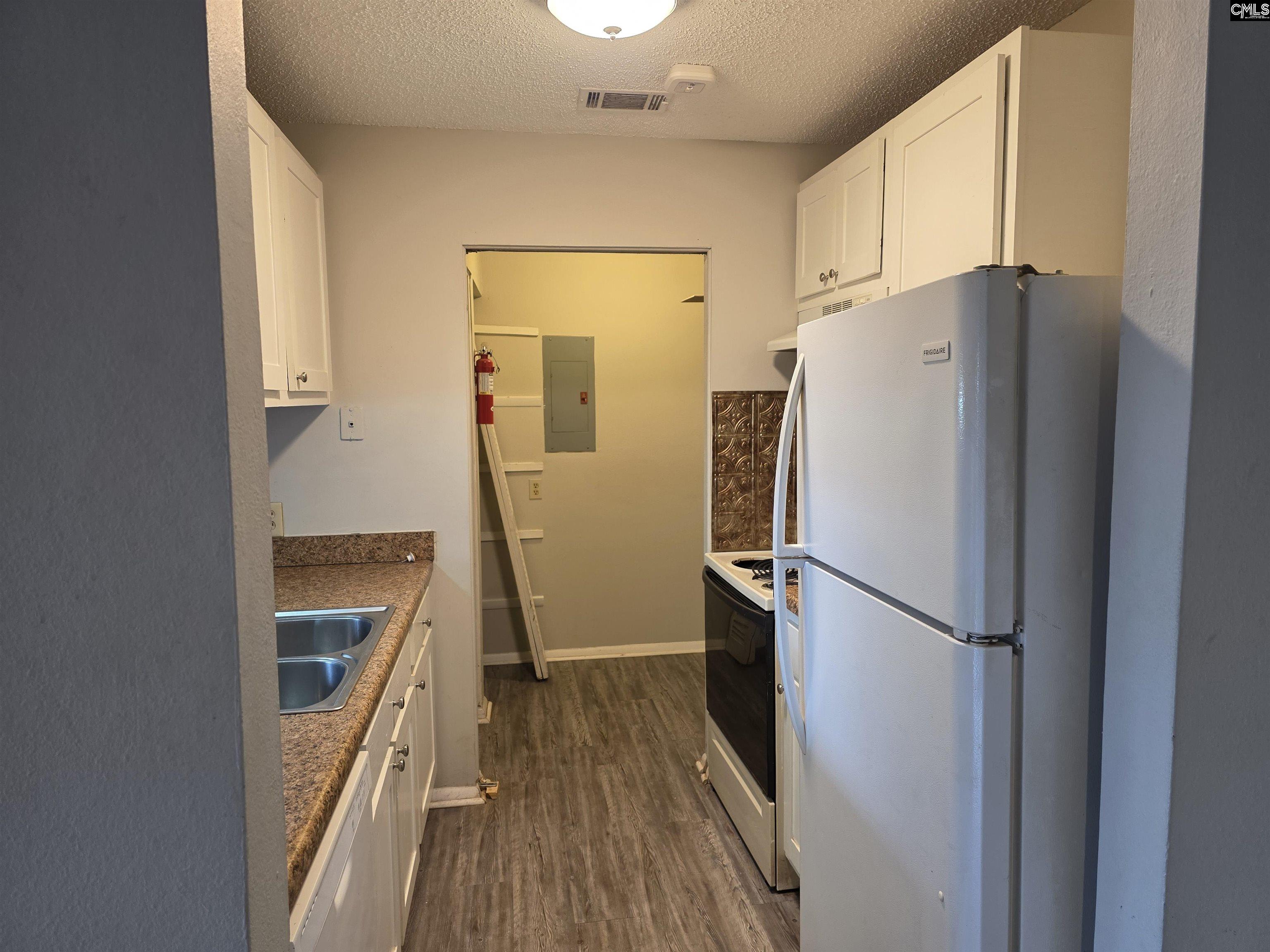 207 Weddell Street Columbia, SC 29223