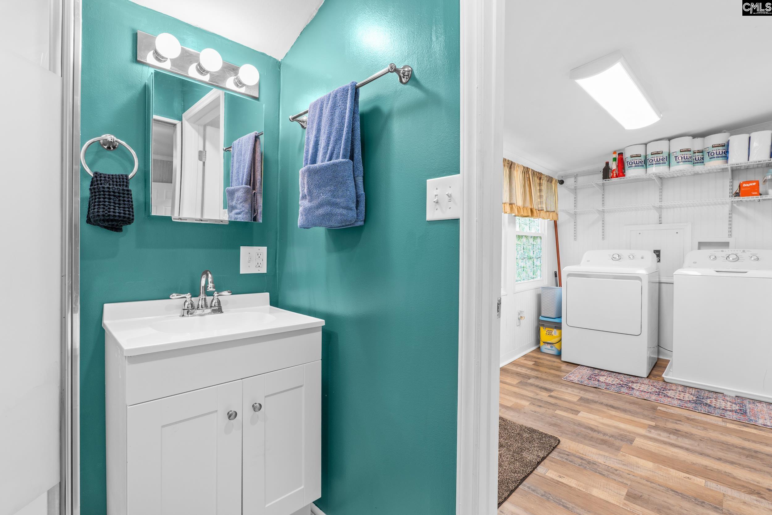 335 Railroad Avenue Lexington, SC 29073