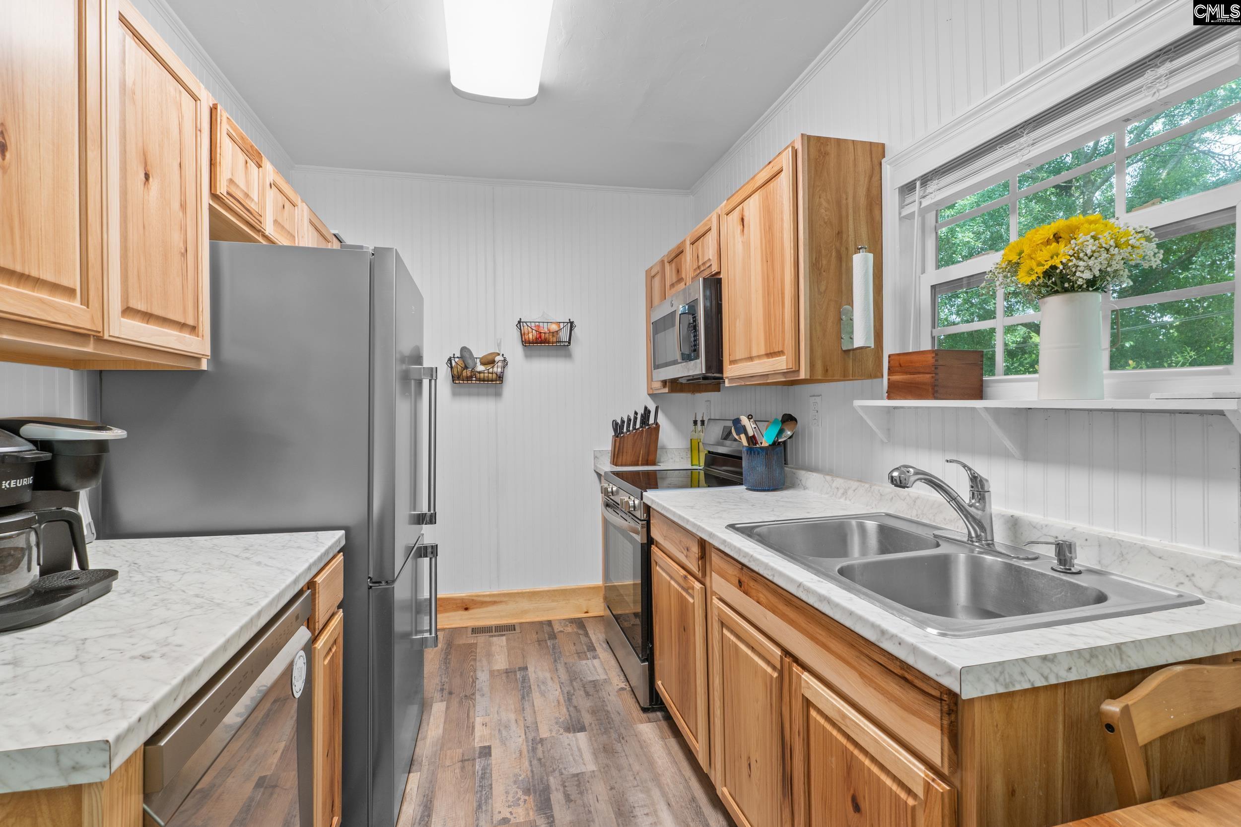 335 Railroad Avenue Lexington, SC 29073
