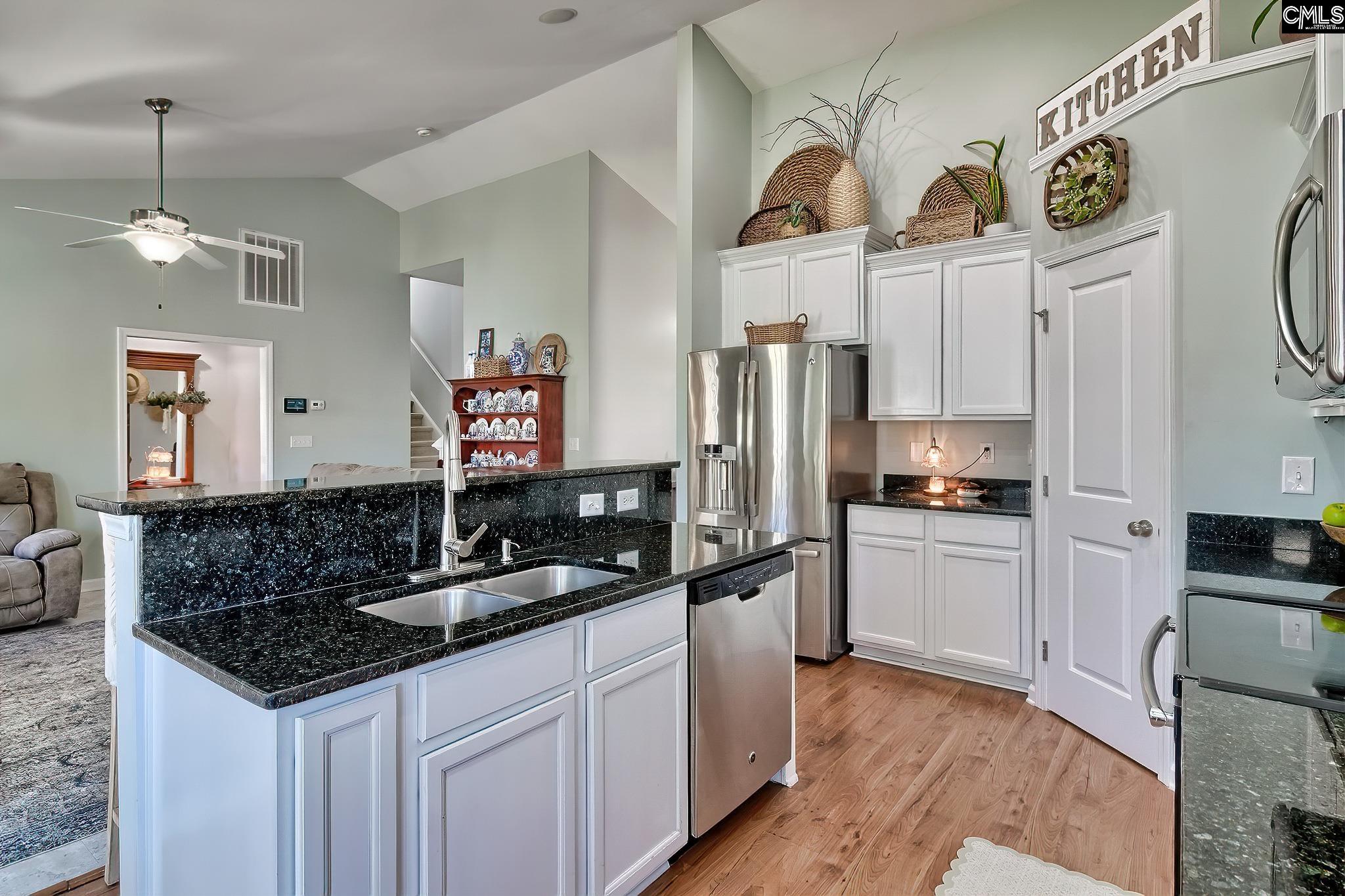 132 Castlefield Drive Lexington, SC 29073