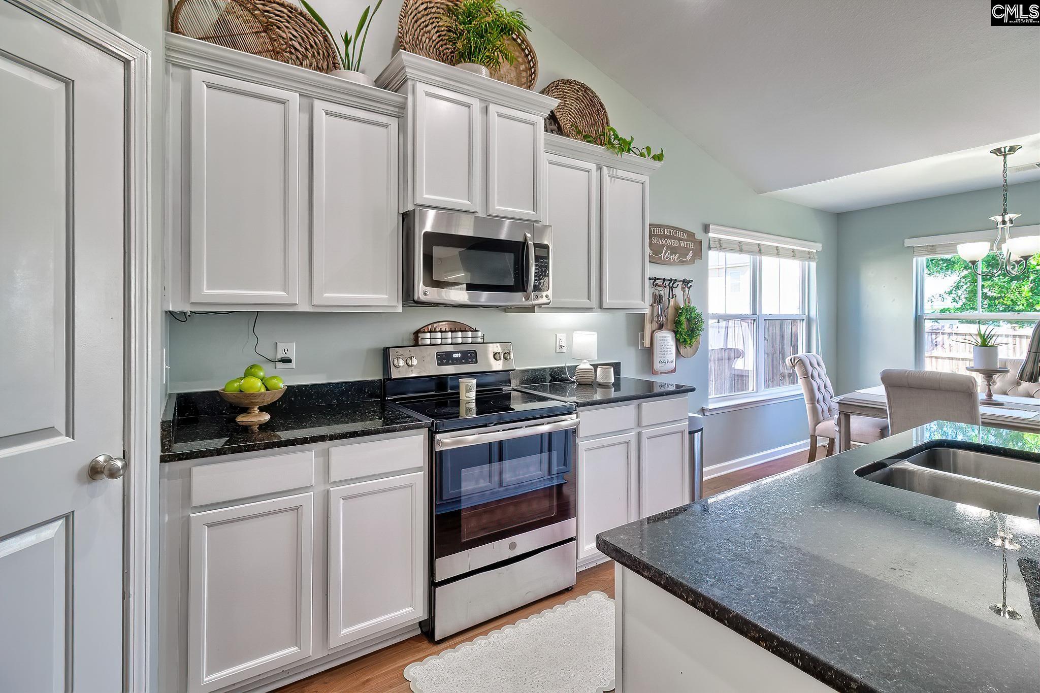 132 Castlefield Drive Lexington, SC 29073