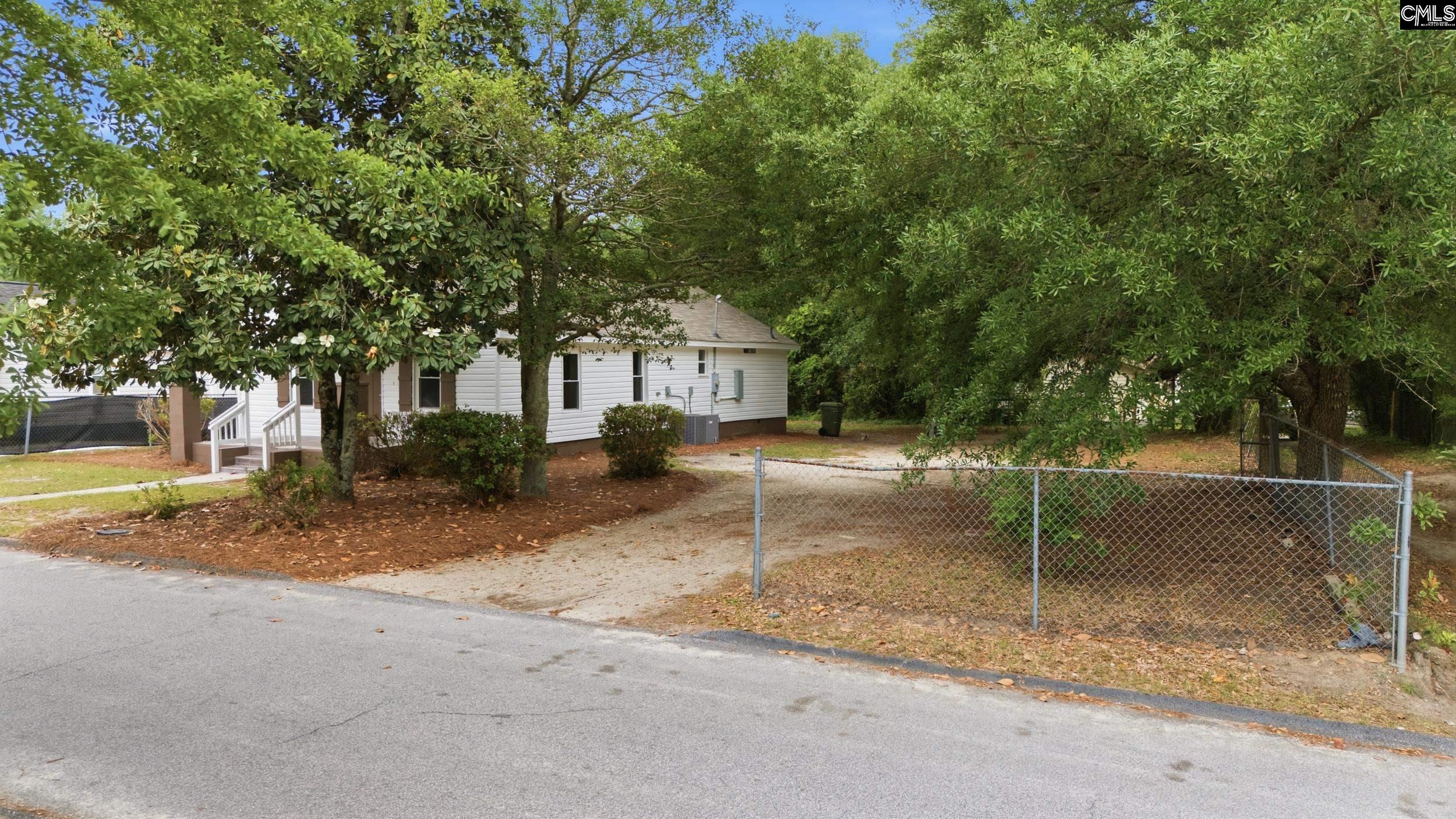 2517 Thomas Street Camden, SC 29020