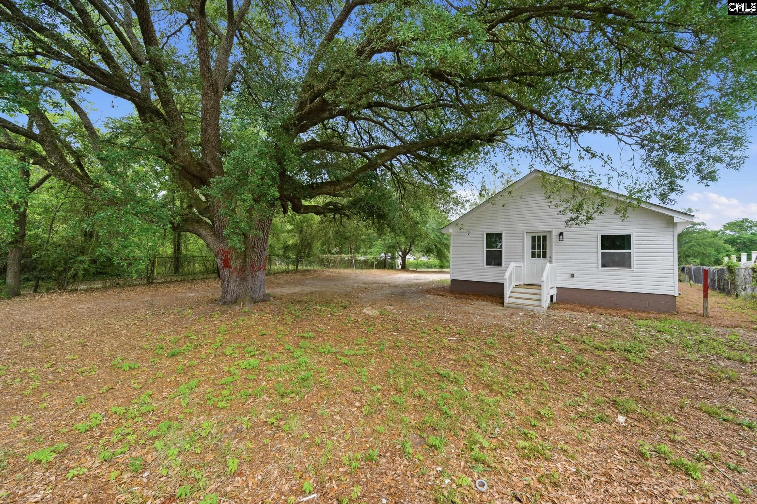 2517 Thomas Street Camden, SC 29020