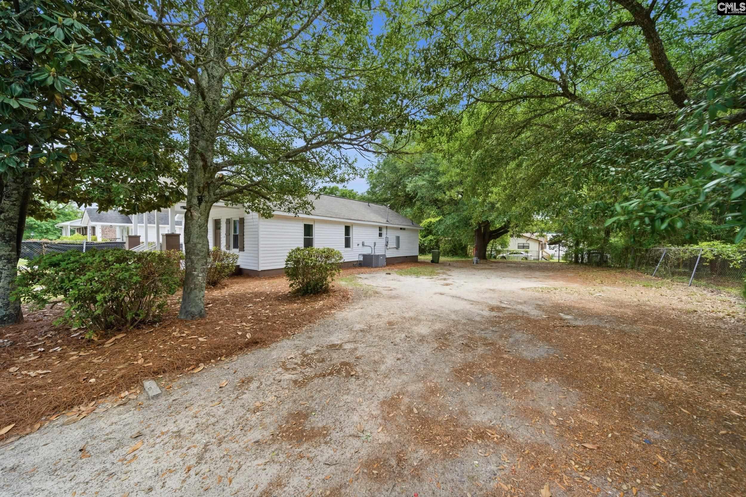 2517 Thomas Street Camden, SC 29020