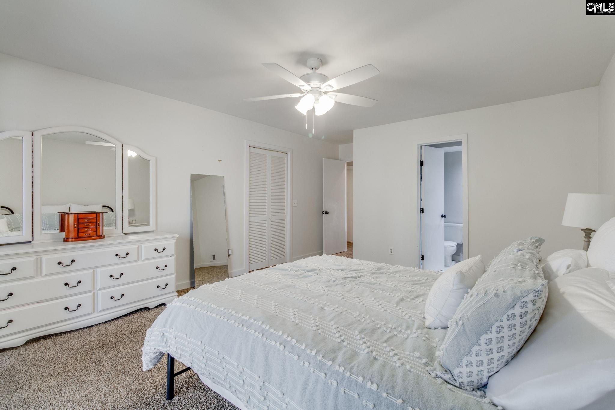 4 Gardenwood Court Columbia, SC 29209