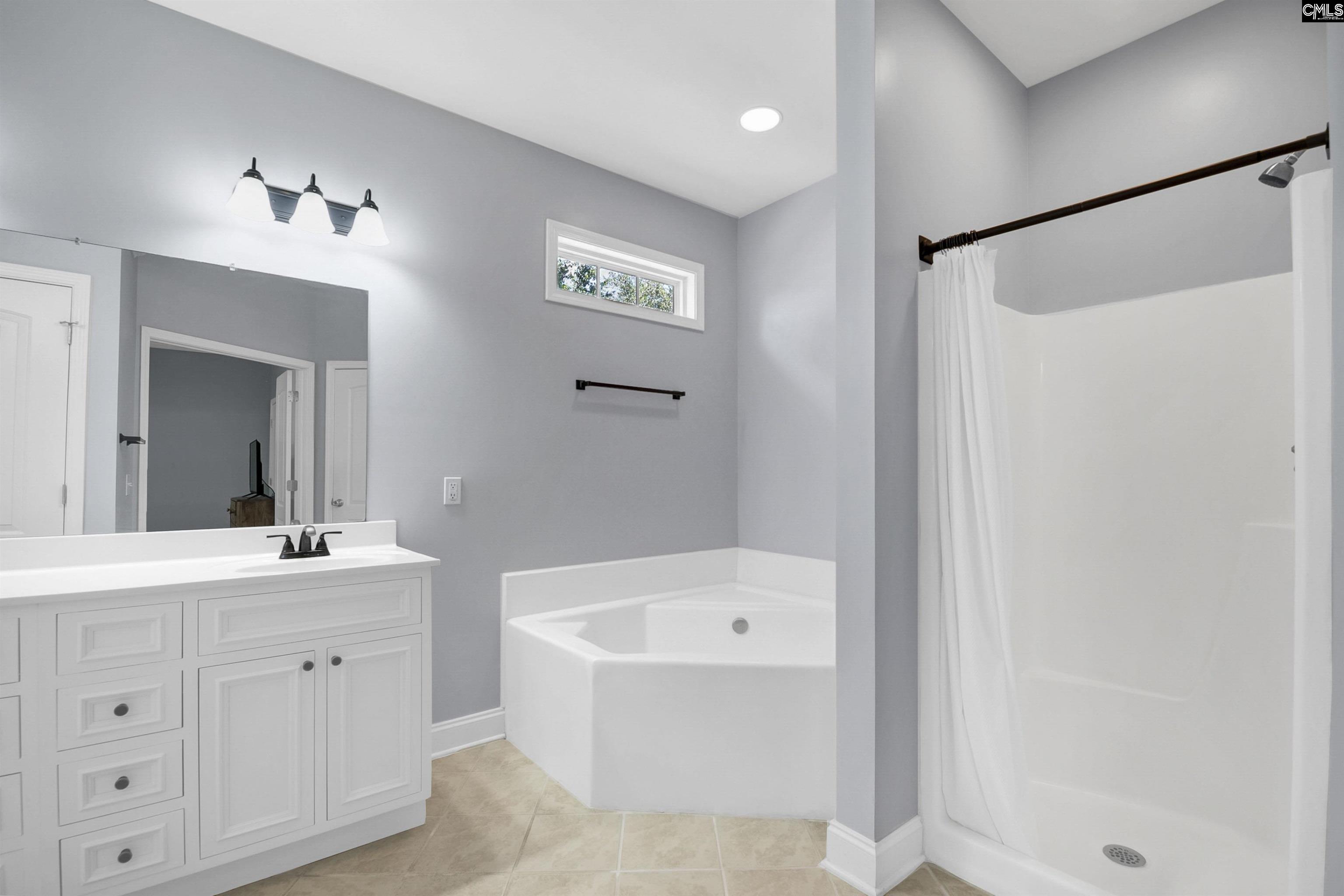 28 Heatherwood Drive Lugoff, SC 29078
