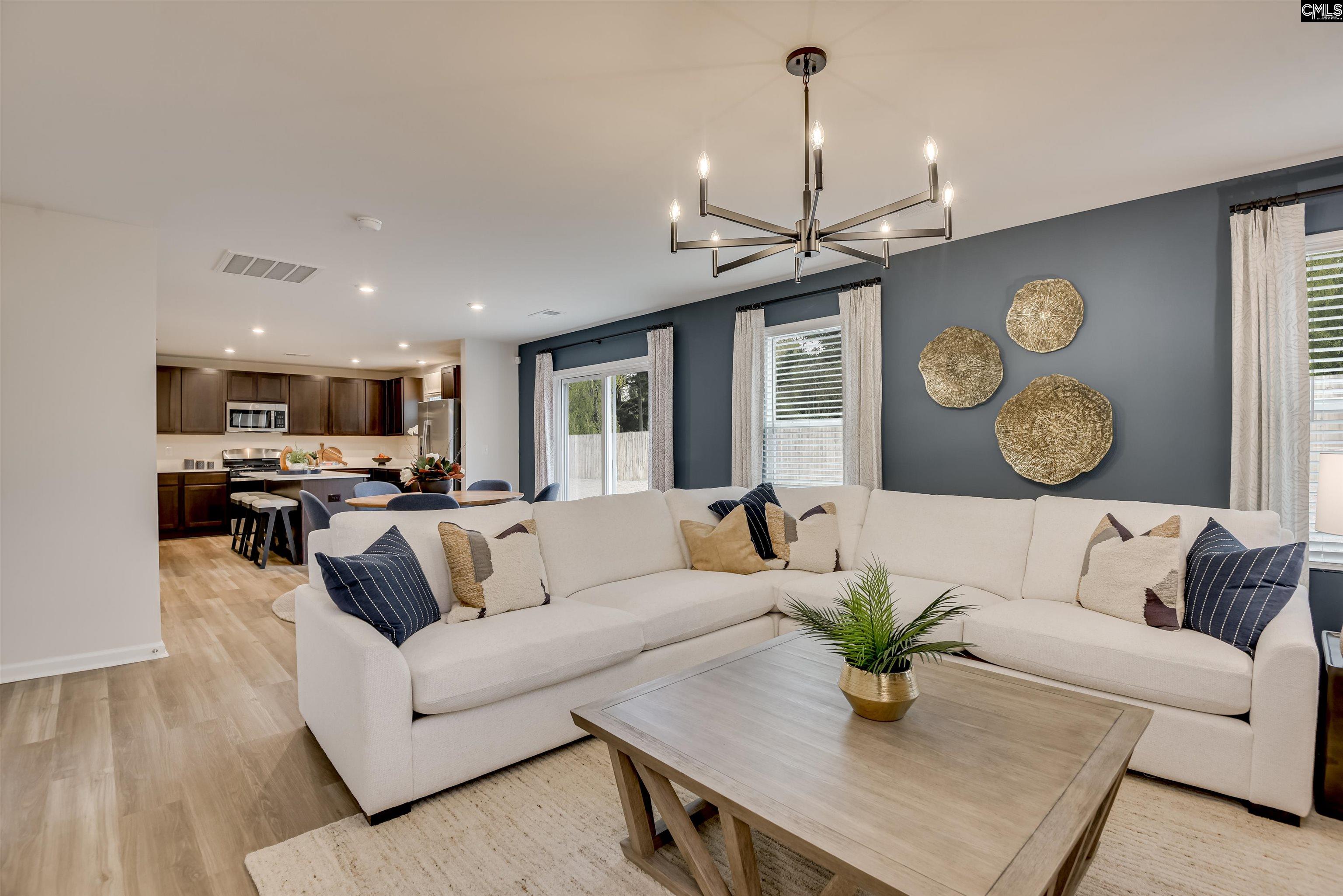 202 Kingfield Drive Hopkins, SC 29061