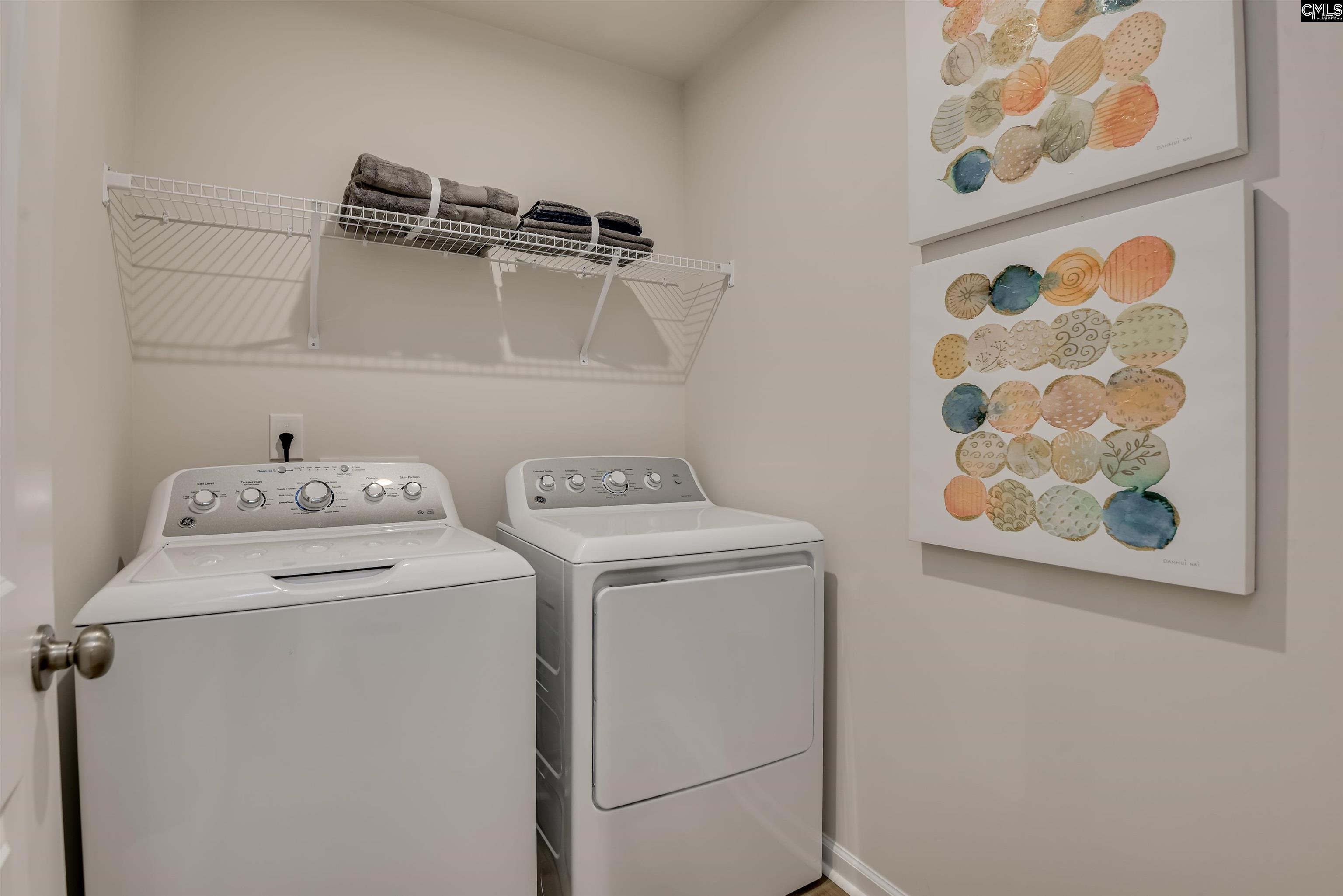 202 Kingfield Drive Hopkins, SC 29061