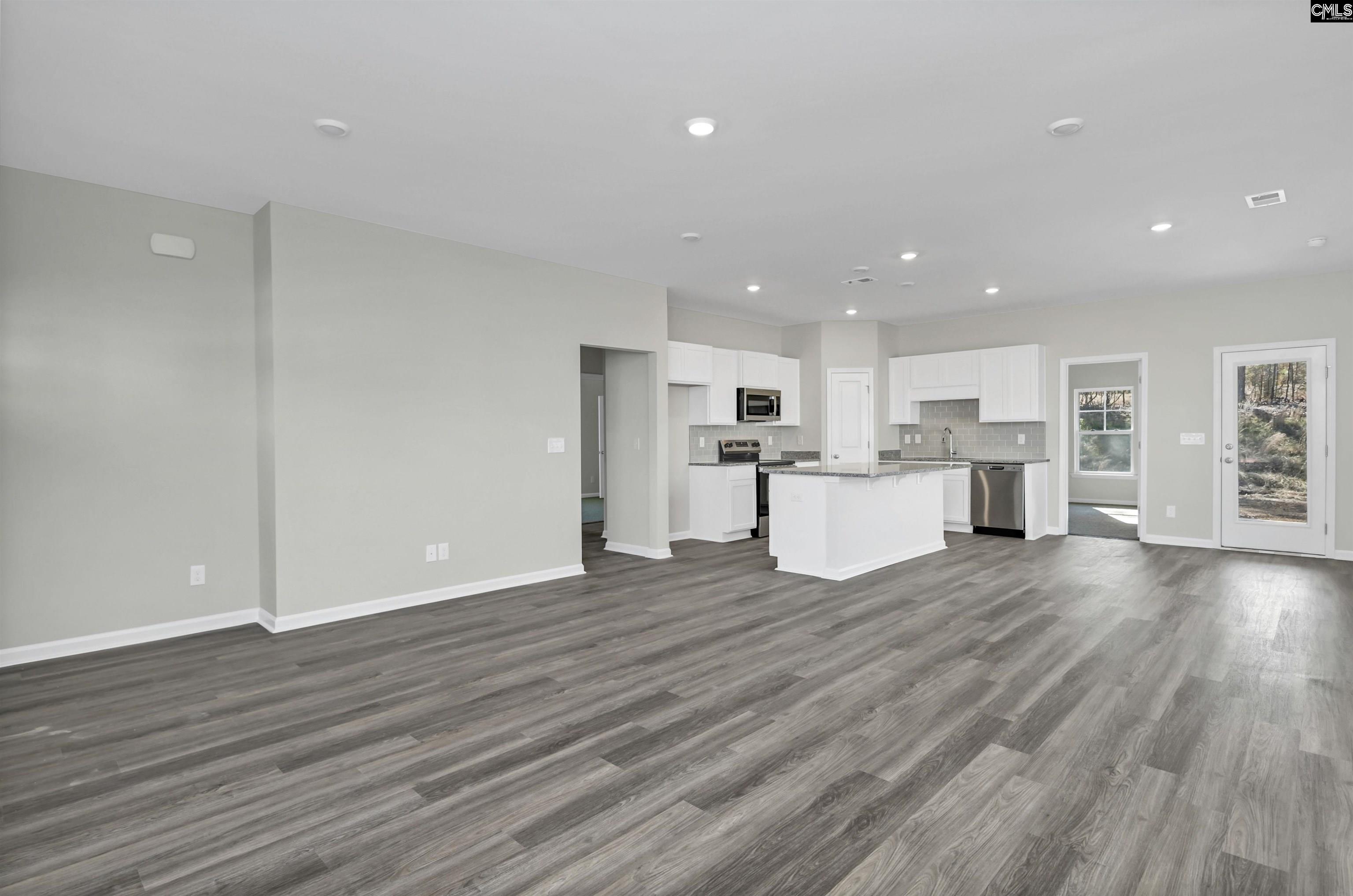 143 Middlesex Court Lugoff, SC 29078