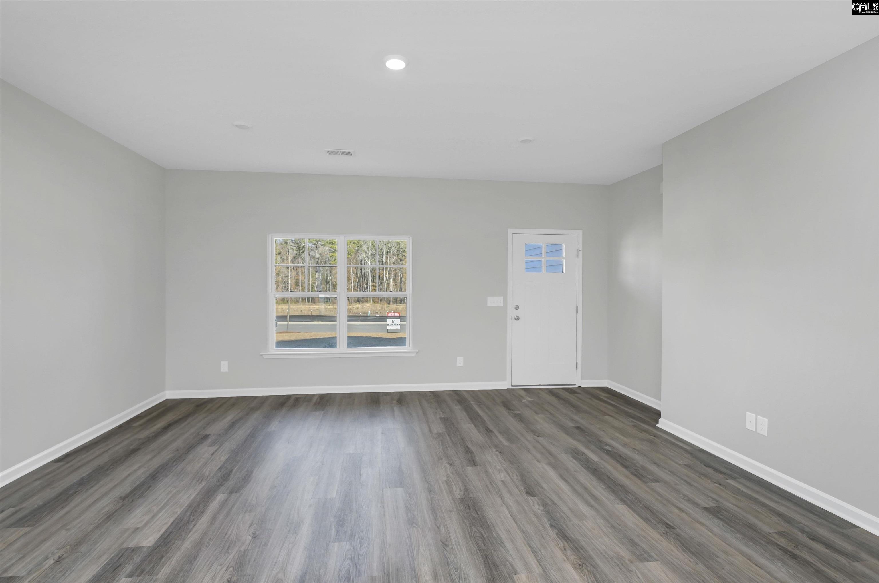 143 Middlesex Court Lugoff, SC 29078
