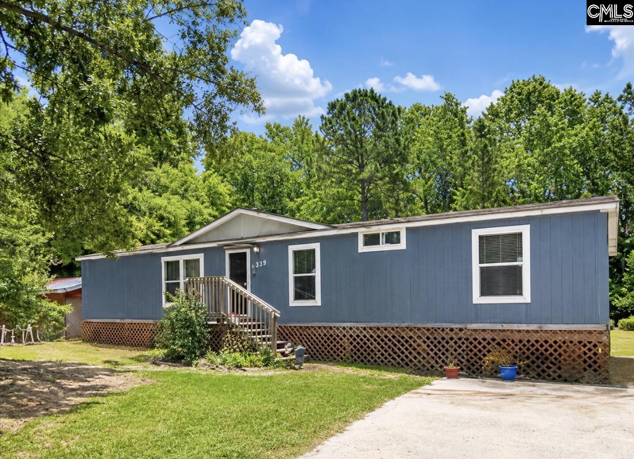 187 Ellexlee Road Santee, SC 29142