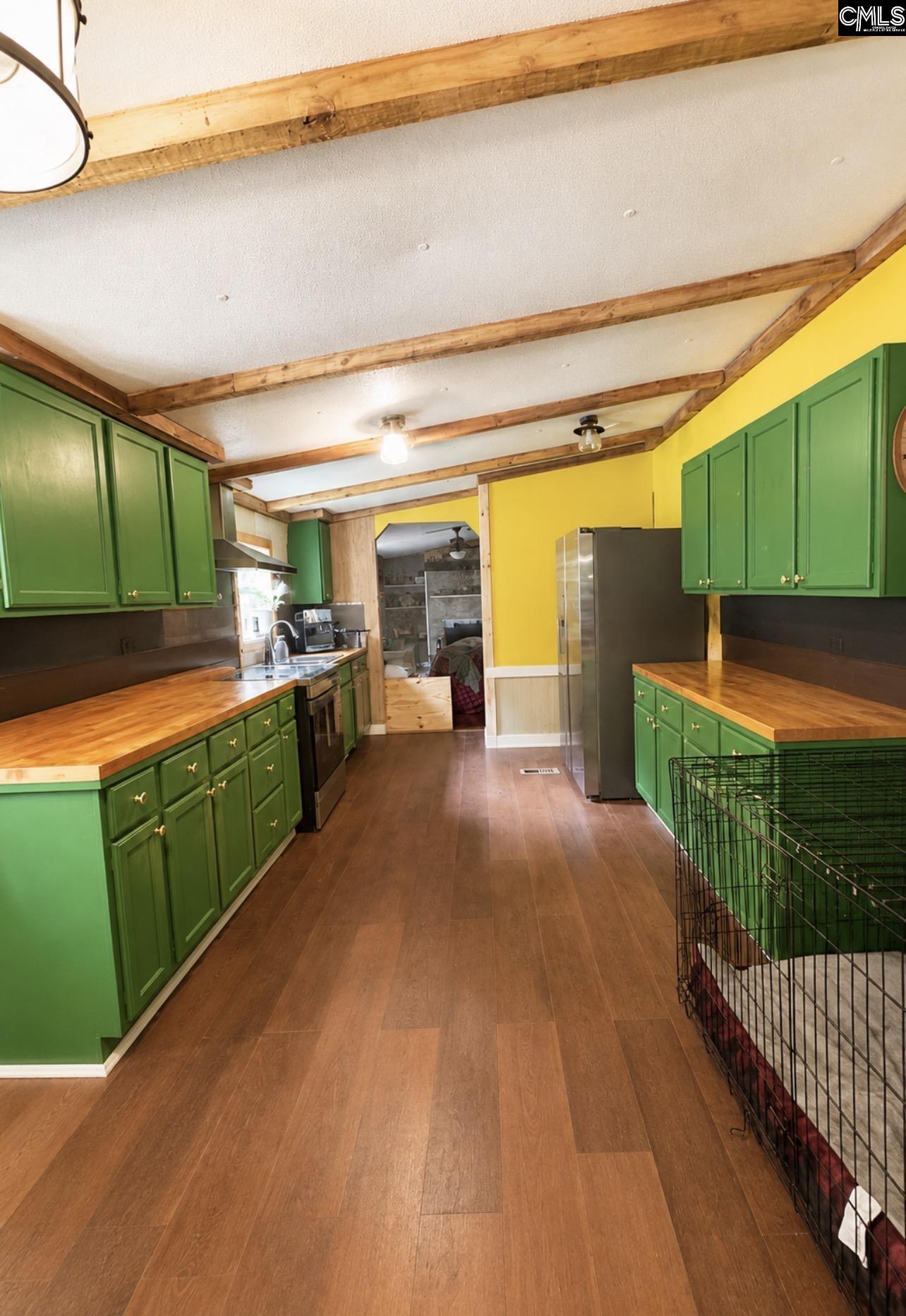 187 Ellexlee Road Santee, SC 29142