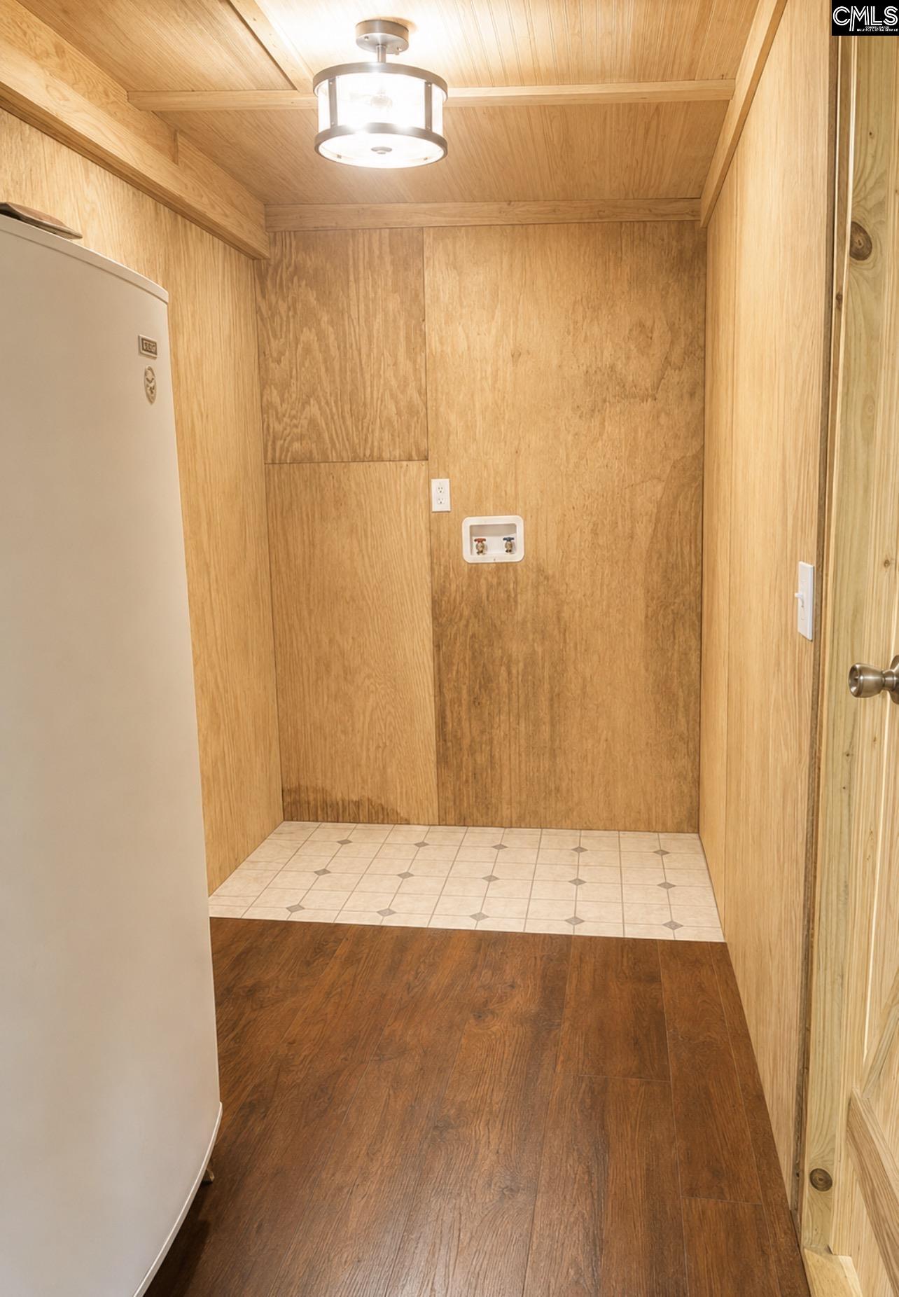187 Ellexlee Road Santee, SC 29142