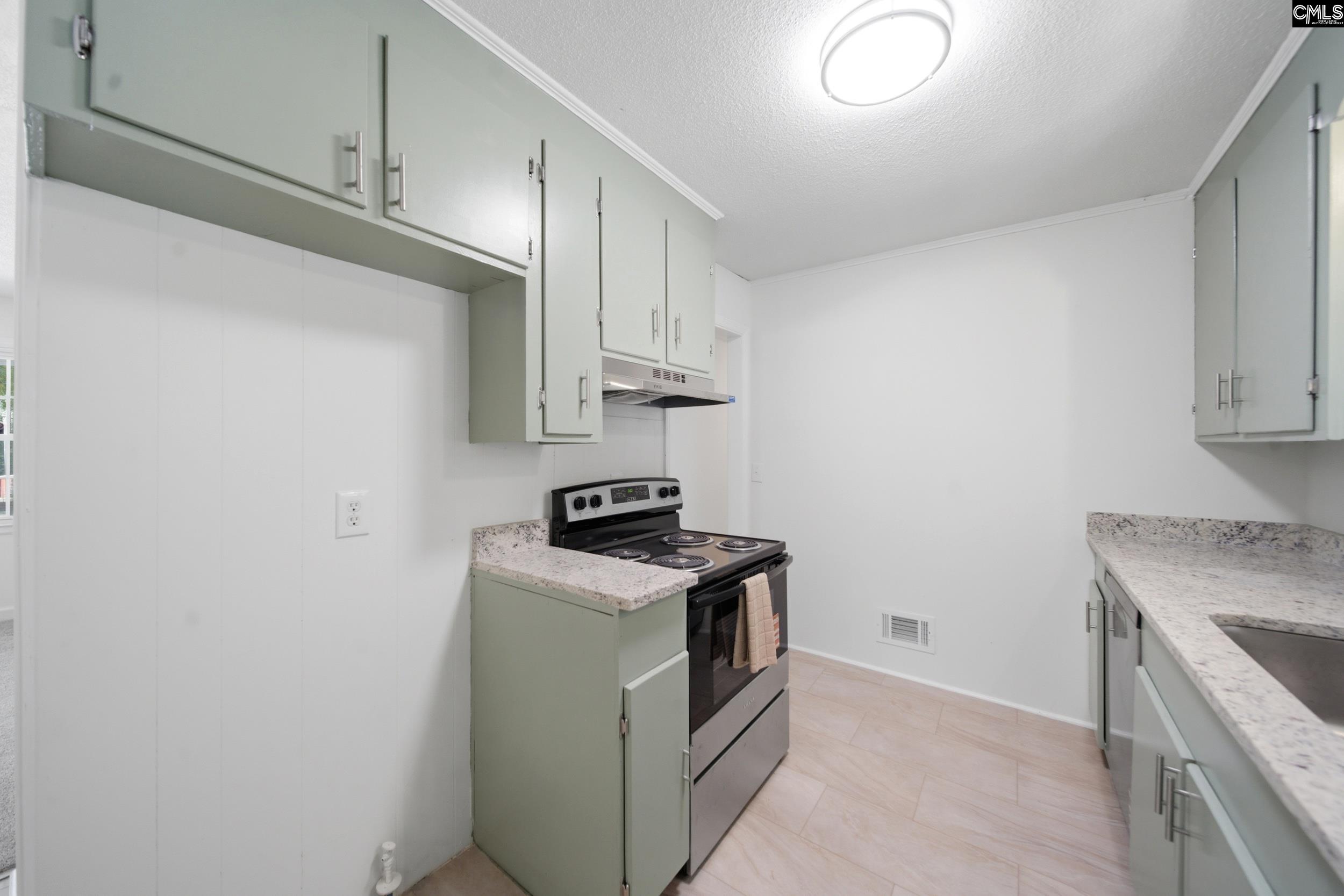 1162 McDonald Avenue West Columbia, SC 29172