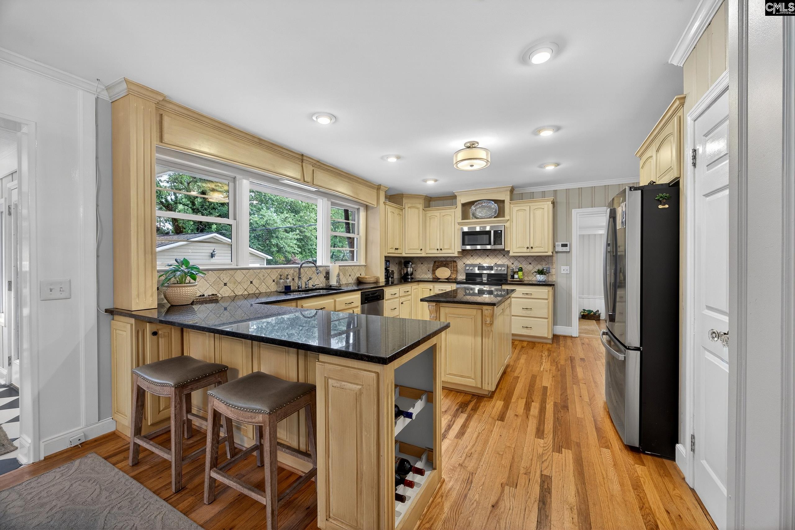 5703 Ravenwood Road Columbia, SC 29206-1557