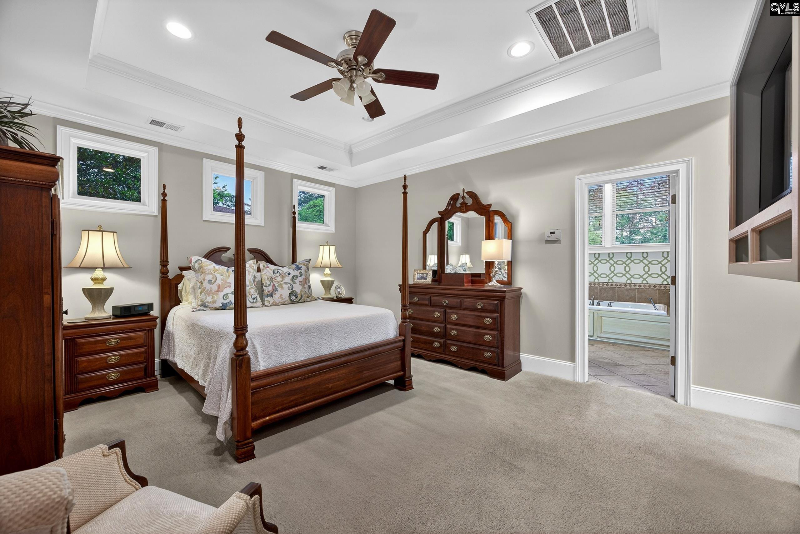 5703 Ravenwood Road Columbia, SC 29206-1557