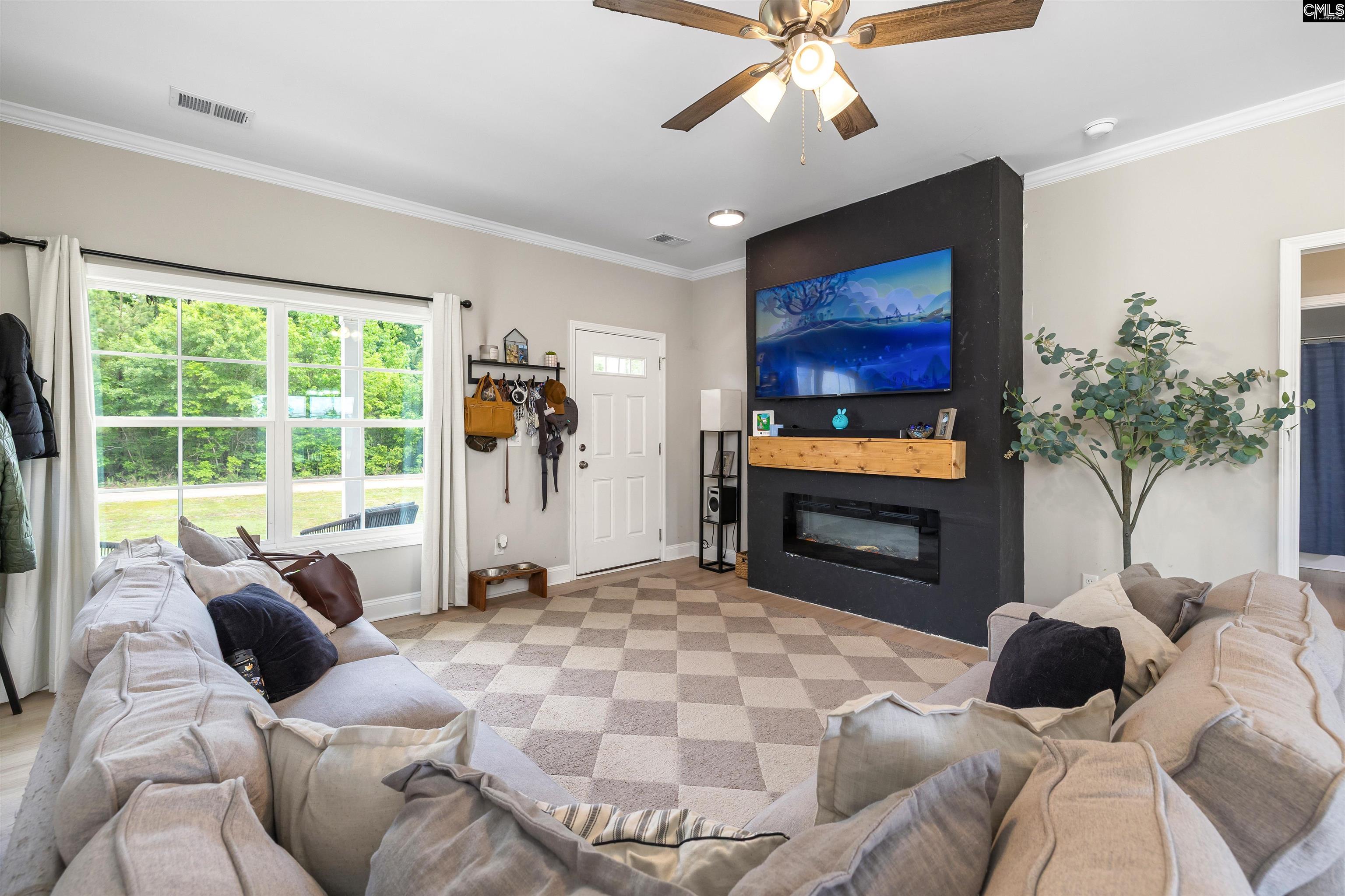 43 Sparrow Road Lugoff, SC 29078