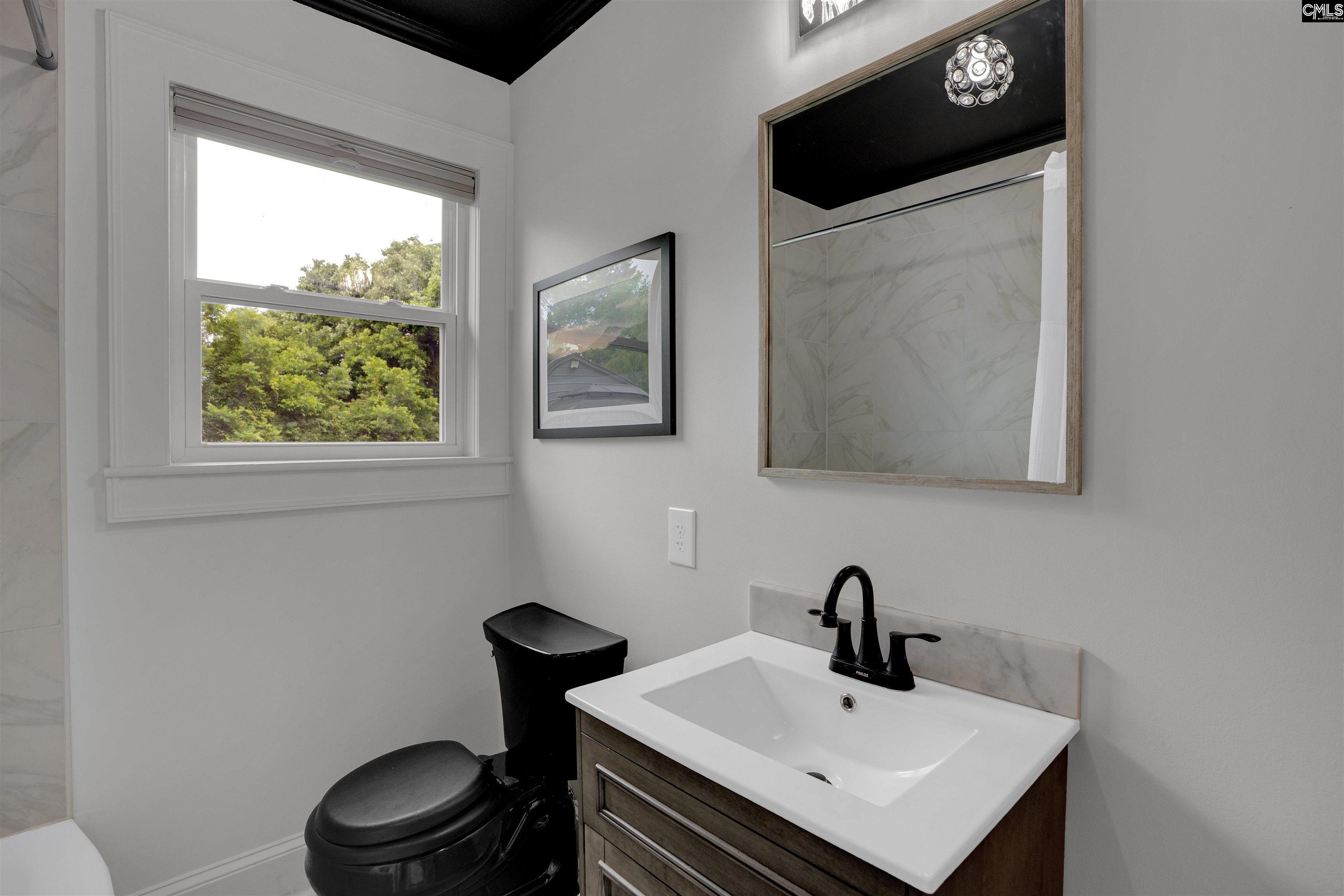 402 W Church Street Saluda, SC 29138