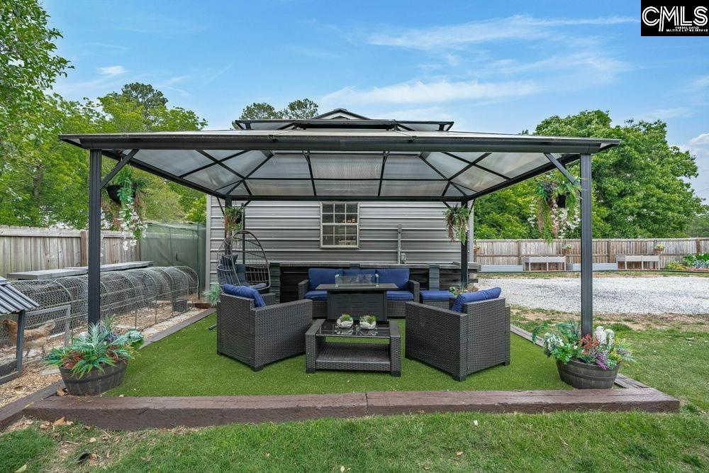 402 W Church Street Saluda, SC 29138