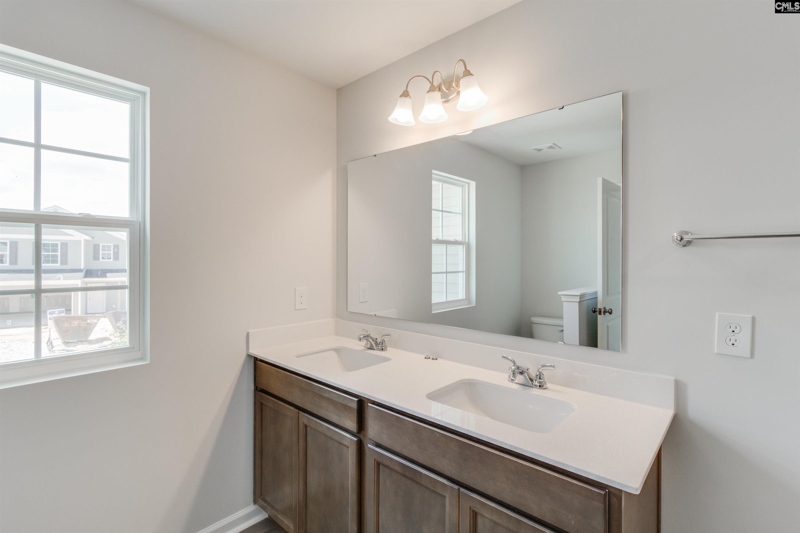 221 Laurinton Farms Drive Hopkins, SC 29061