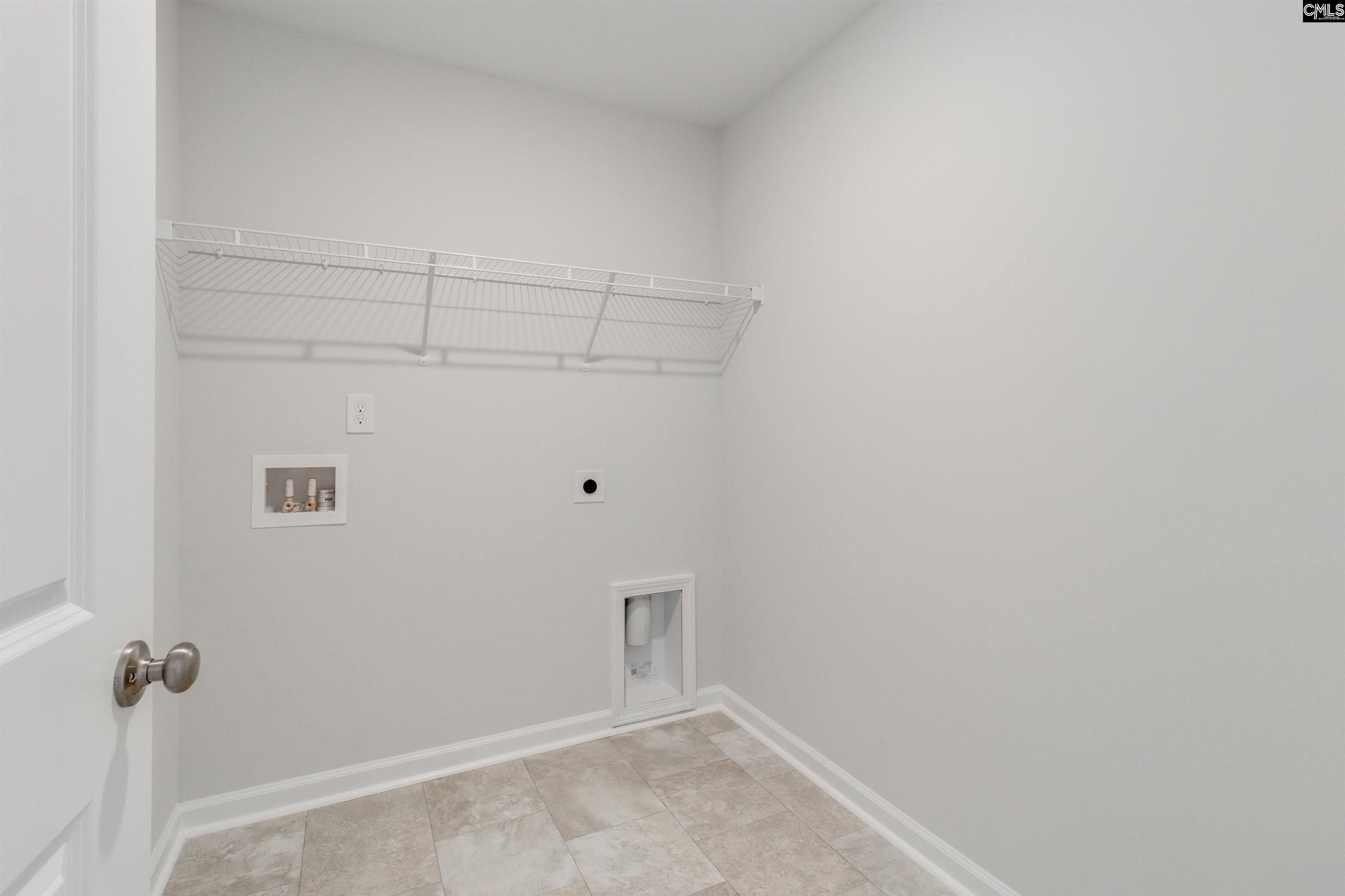 221 Laurinton Farms Drive Hopkins, SC 29061