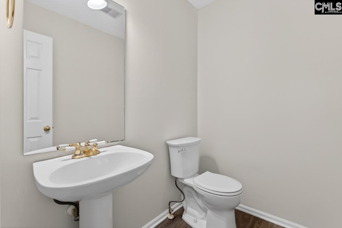 104 Rolling Knoll Drive Columbia, SC 29229-9241