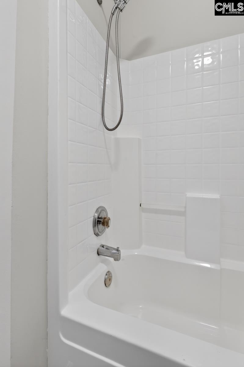 104 Rolling Knoll Drive Columbia, SC 29229-9241
