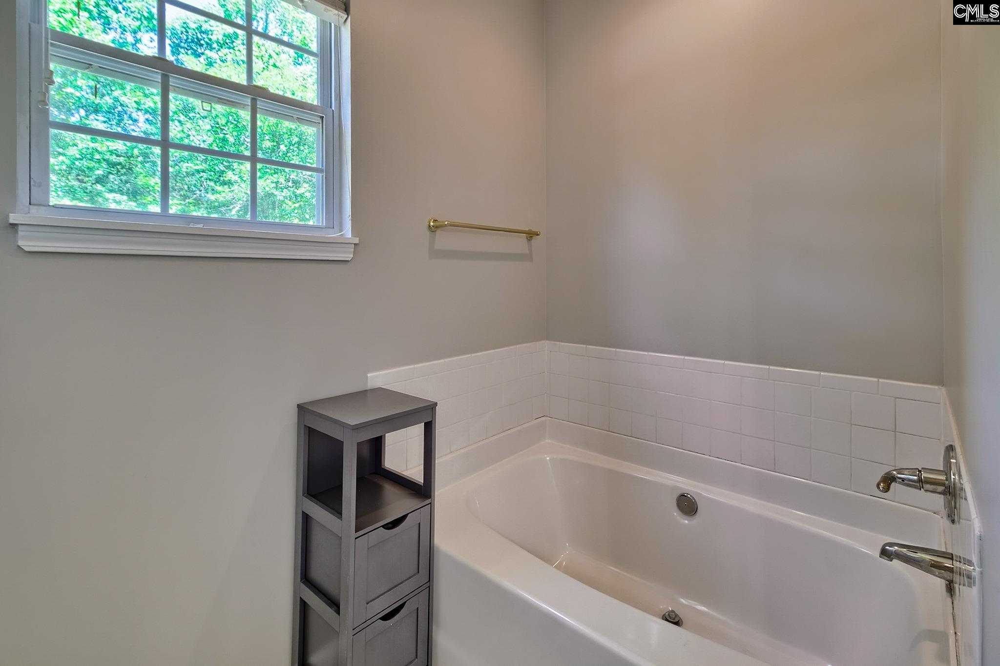 16 Heritage Hills Court Columbia, SC 29203