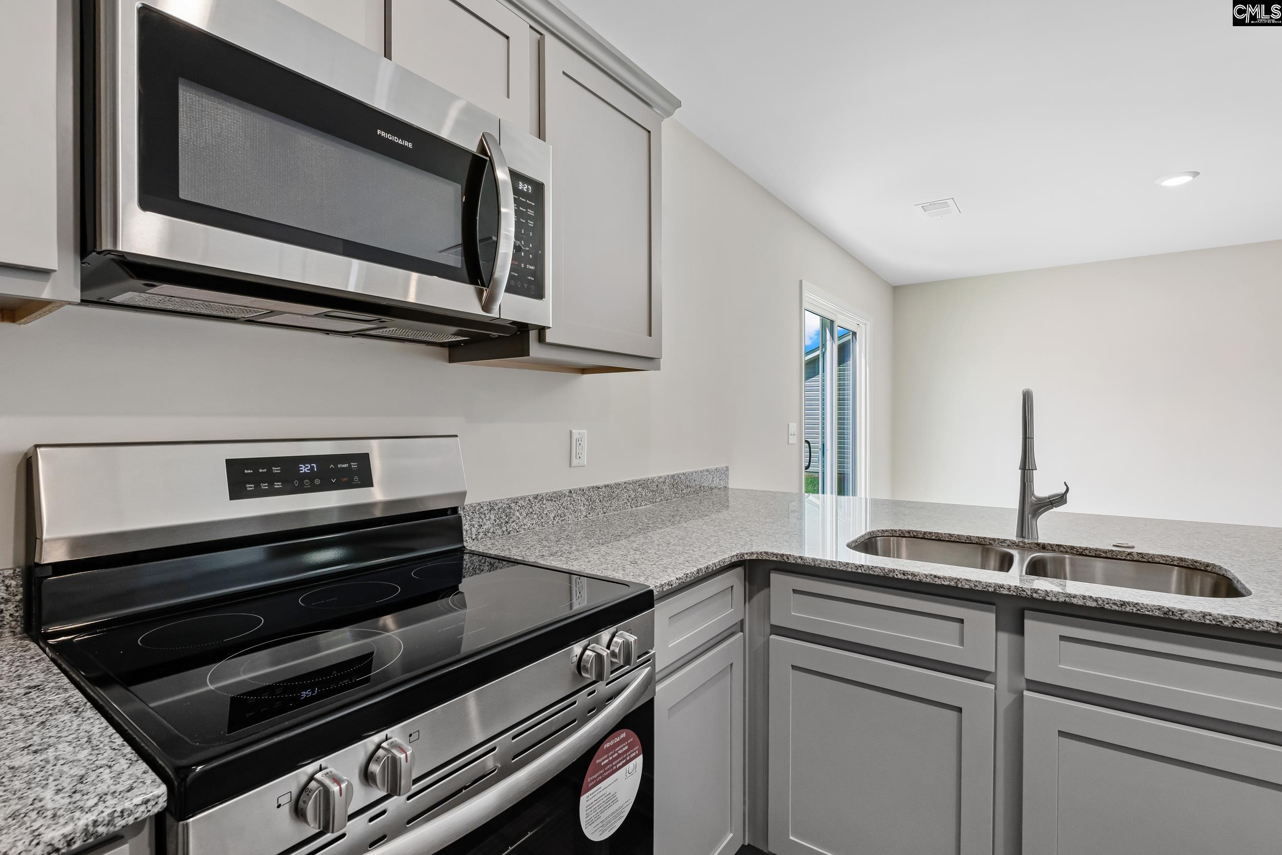 637 Marbled Teal Lane Hopkins, SC 29061