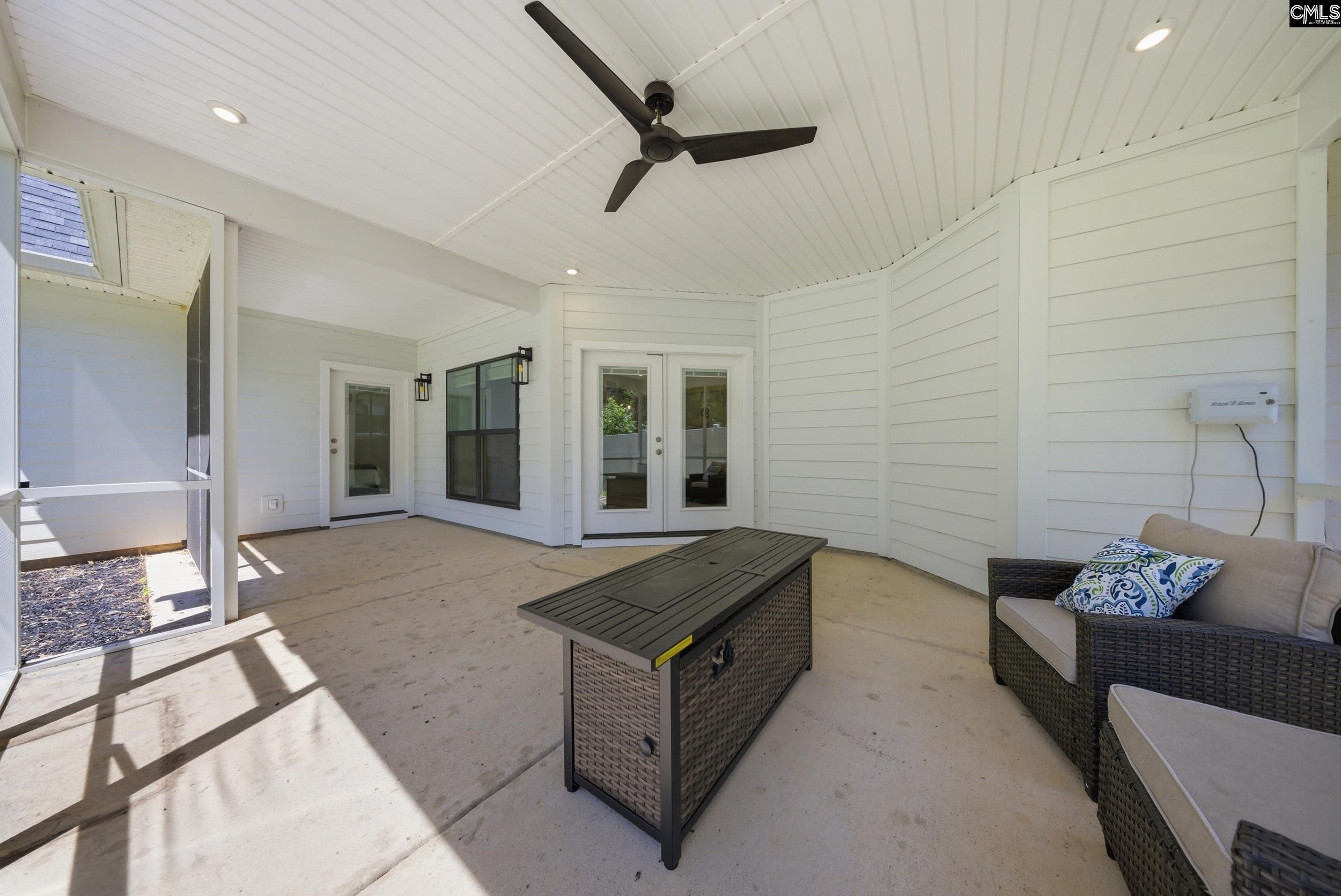 34 Harbor Point Drive Jenkinsville, SC 29065
