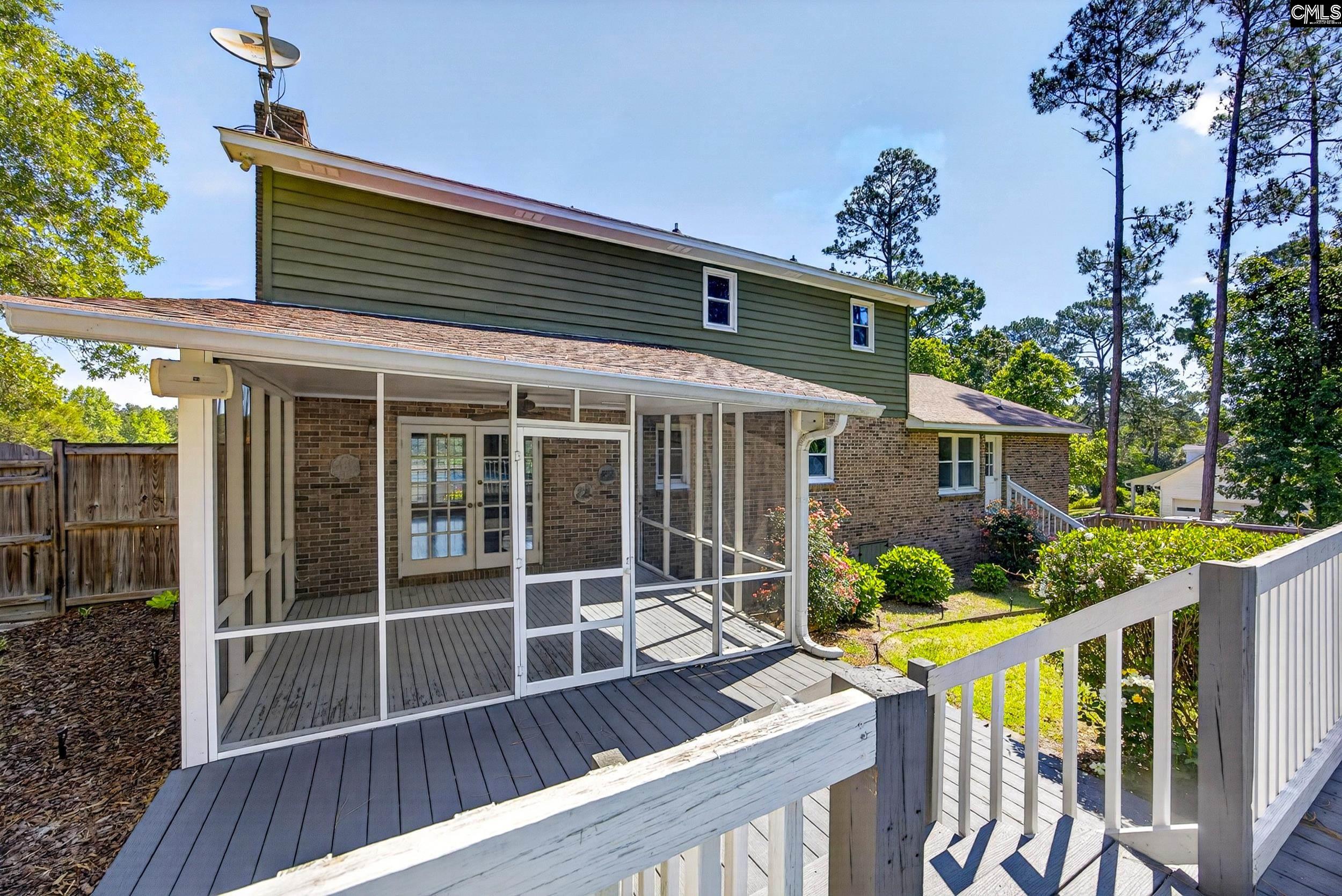 1233 S Fredericksburg Drive Lugoff, SC 29078