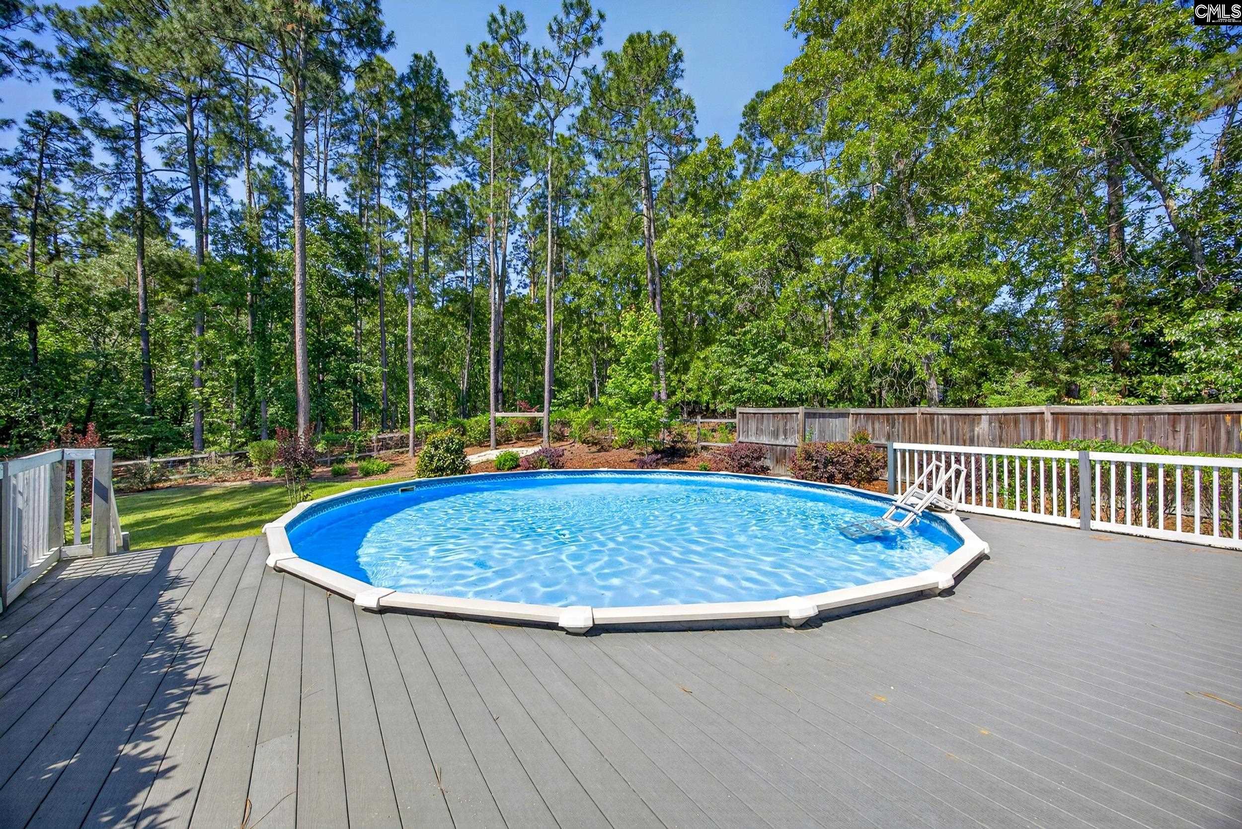 1233 S Fredericksburg Drive Lugoff, SC 29078