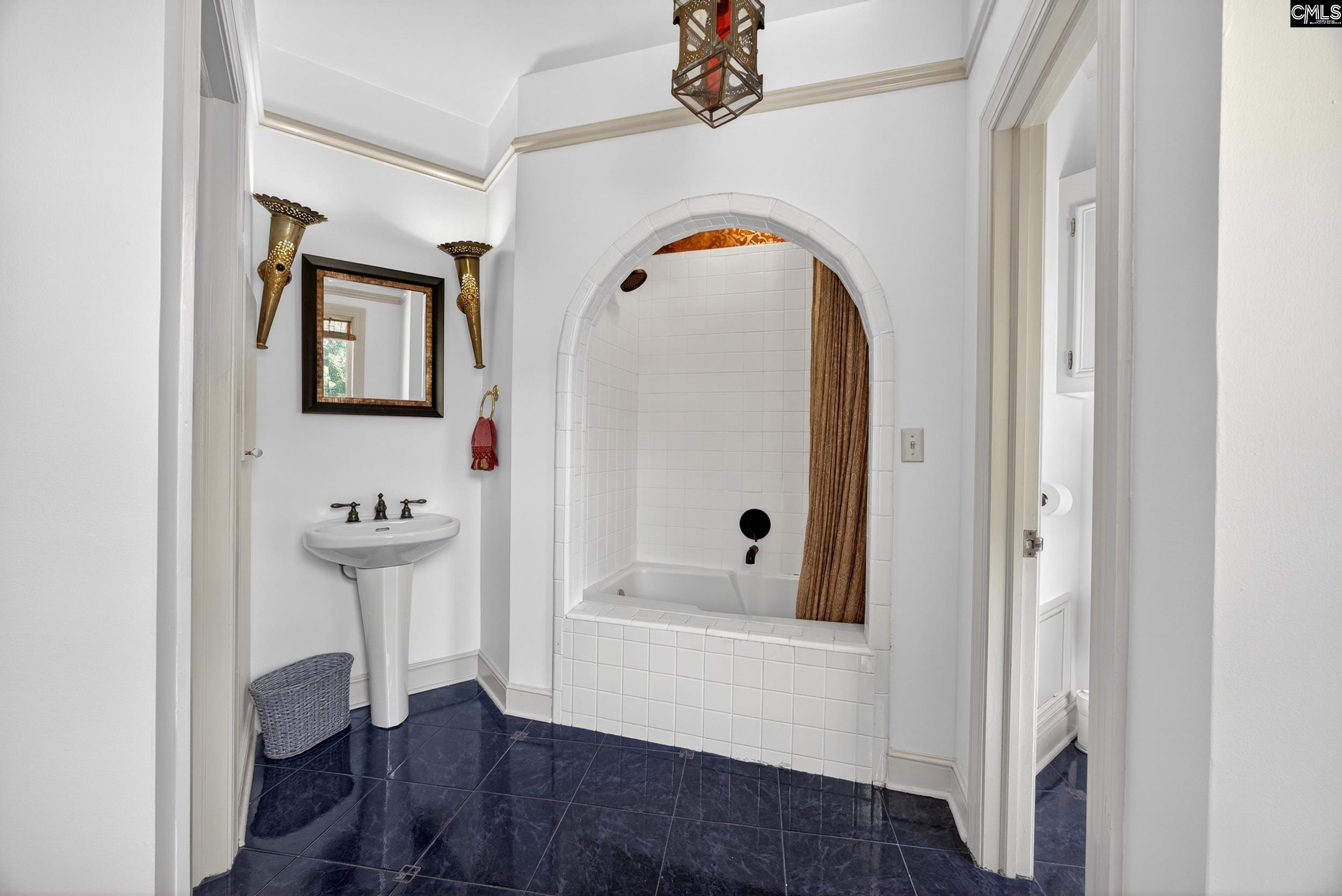 203 Holly Ridge Lane West Columbia, SC 29169
