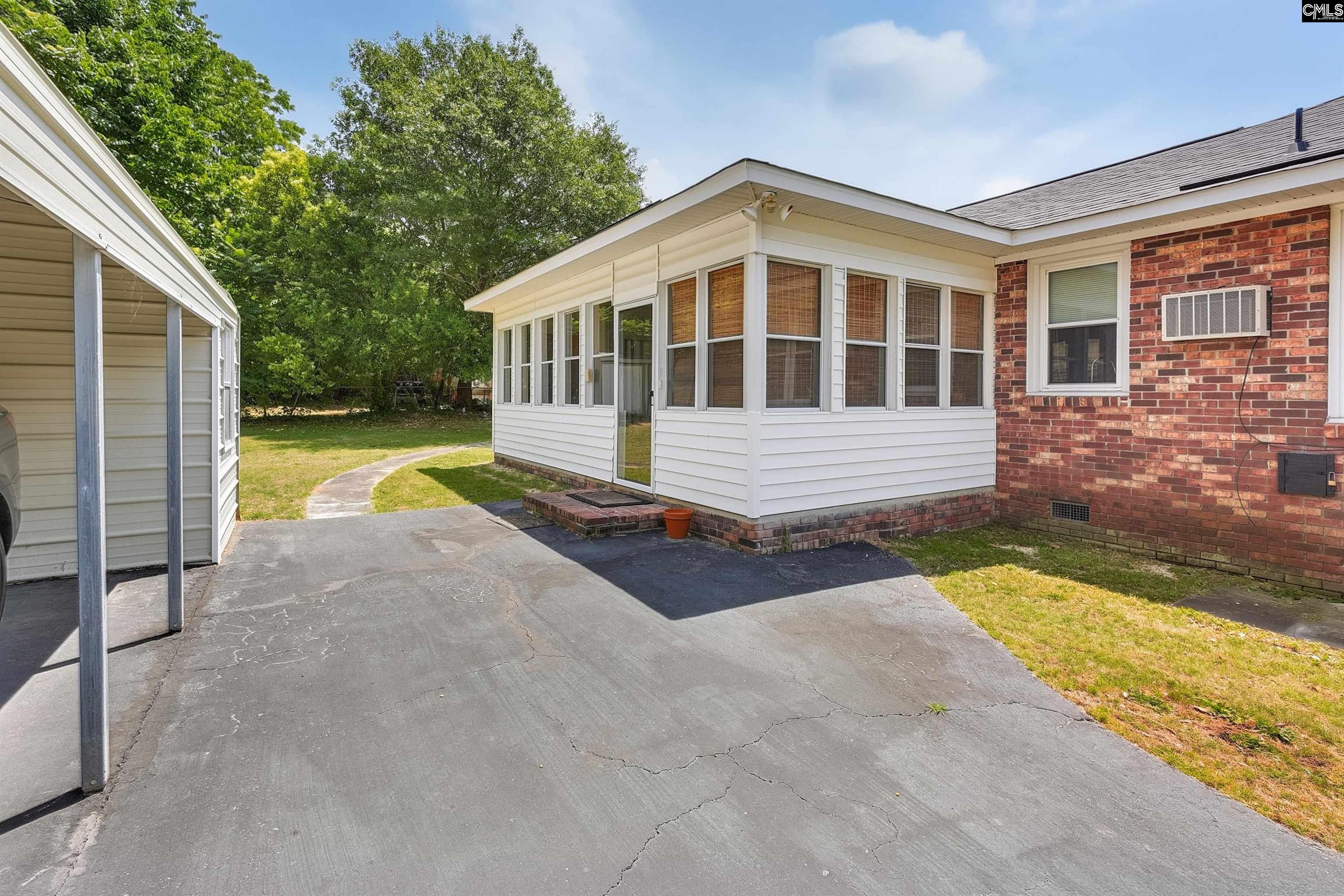 116 W Moultrie St Street Winnsboro, SC 29180