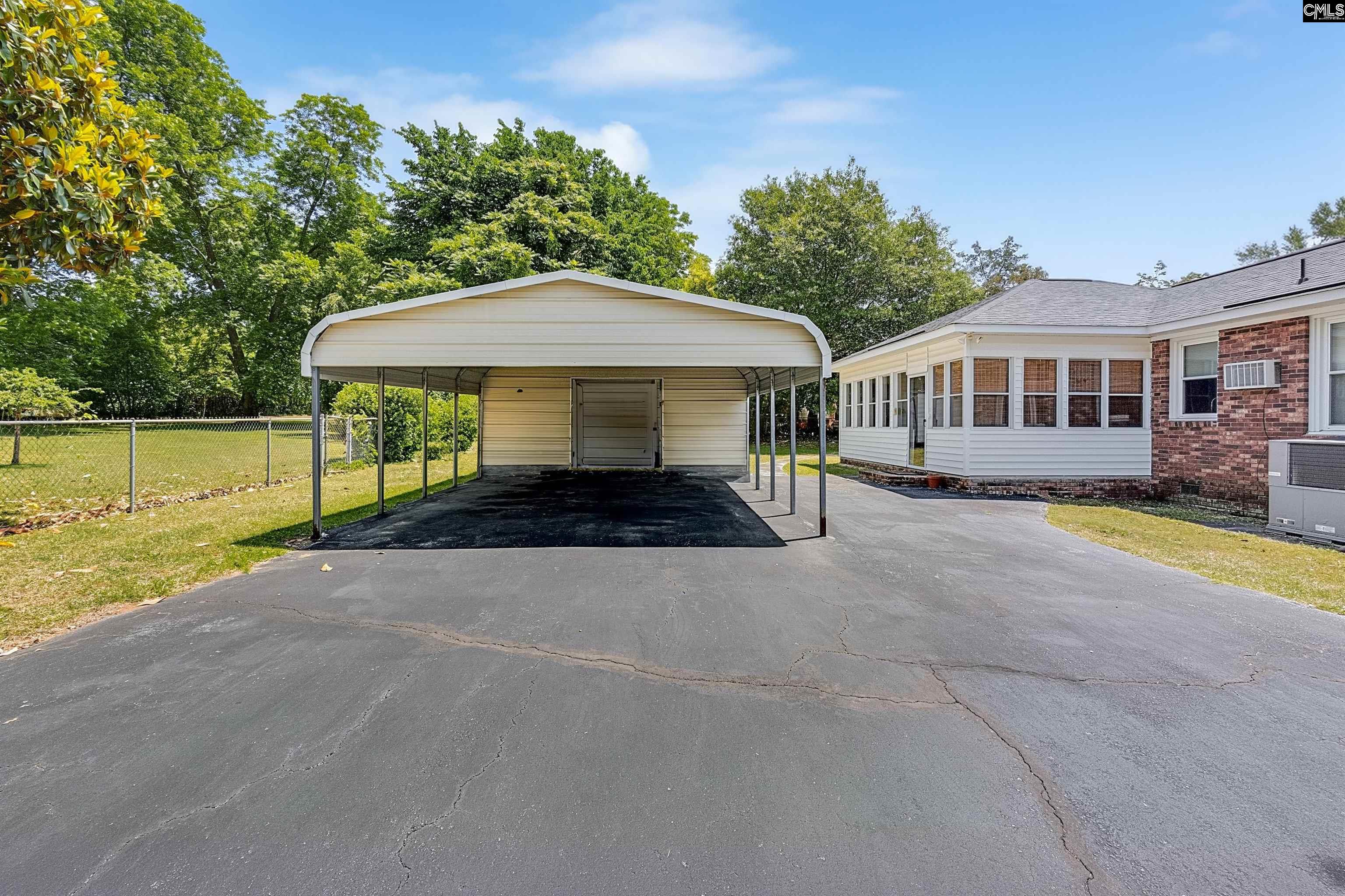 116 W Moultrie St Street Winnsboro, SC 29180