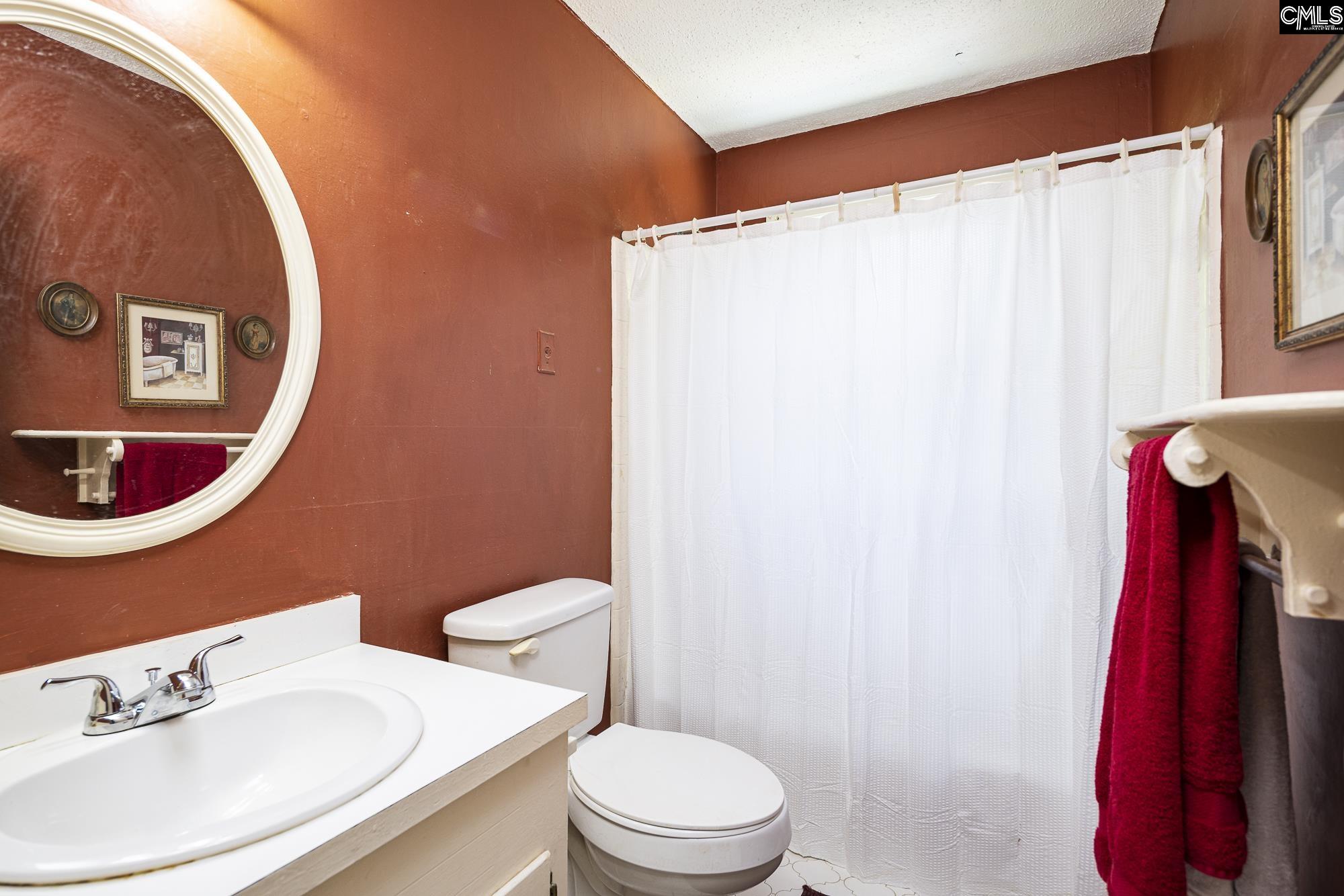 113 Mineral Lake Road Lexington, SC 29073