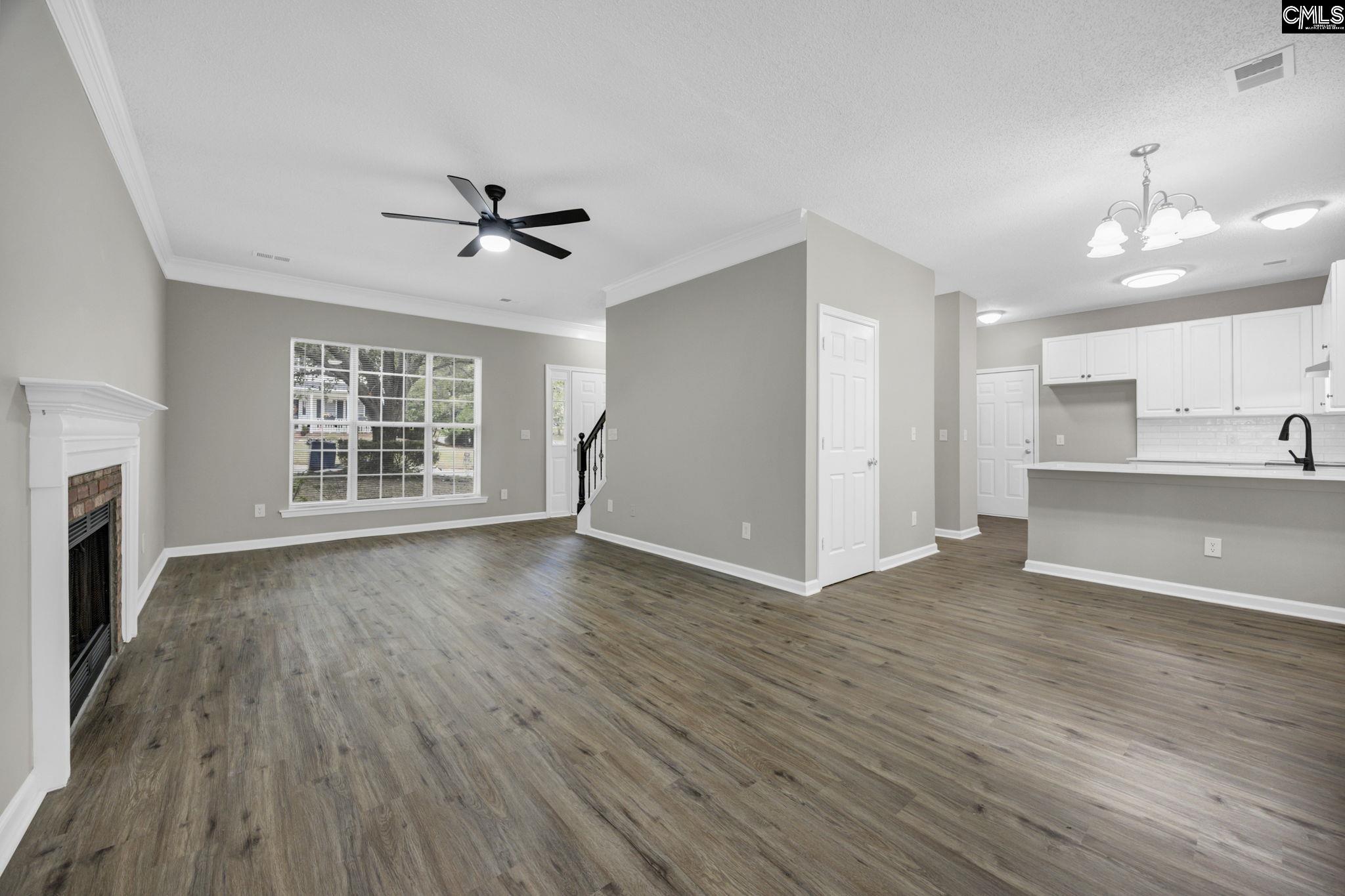 104 Pond Oak Lane Columbia, SC 29212