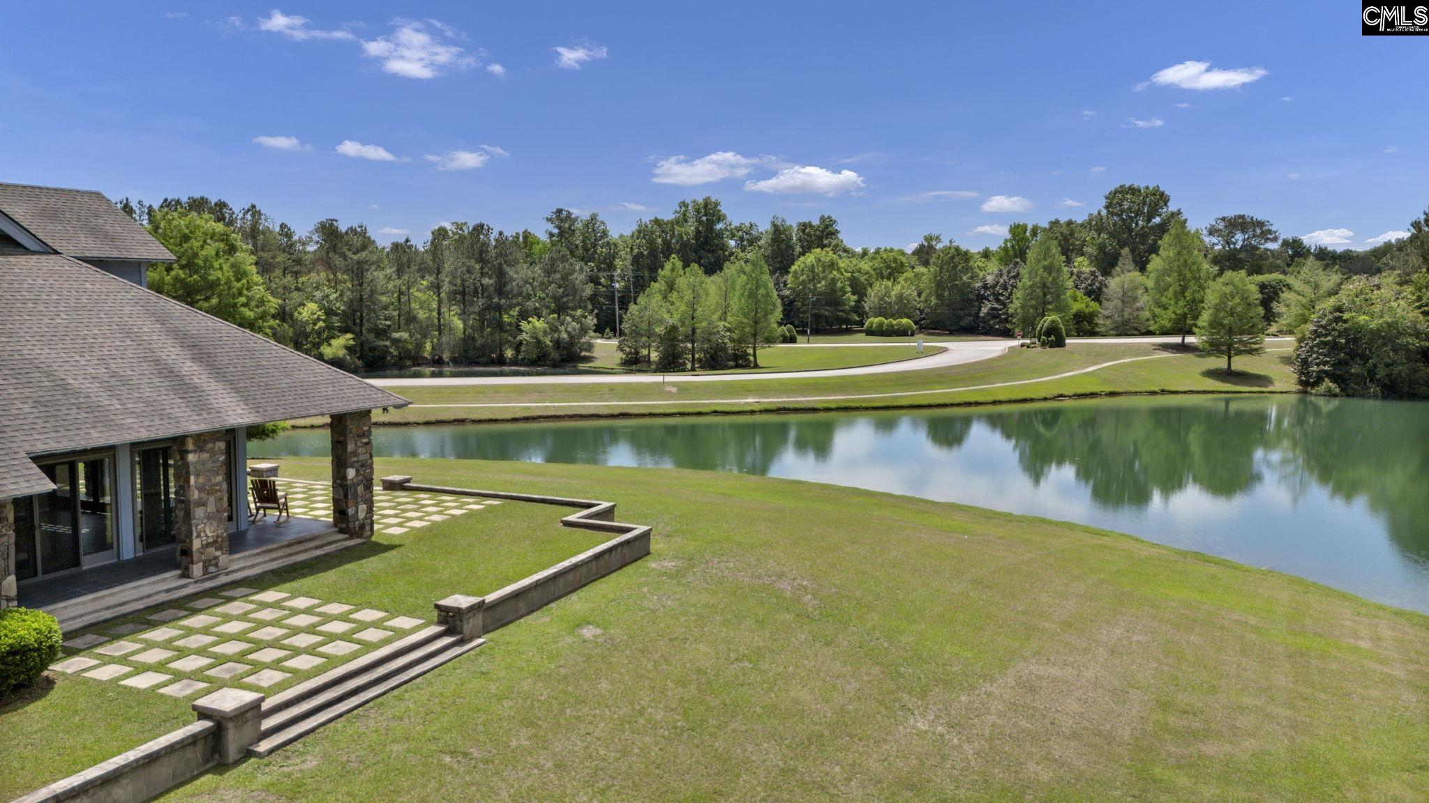 104 Pond Oak Lane Columbia, SC 29212