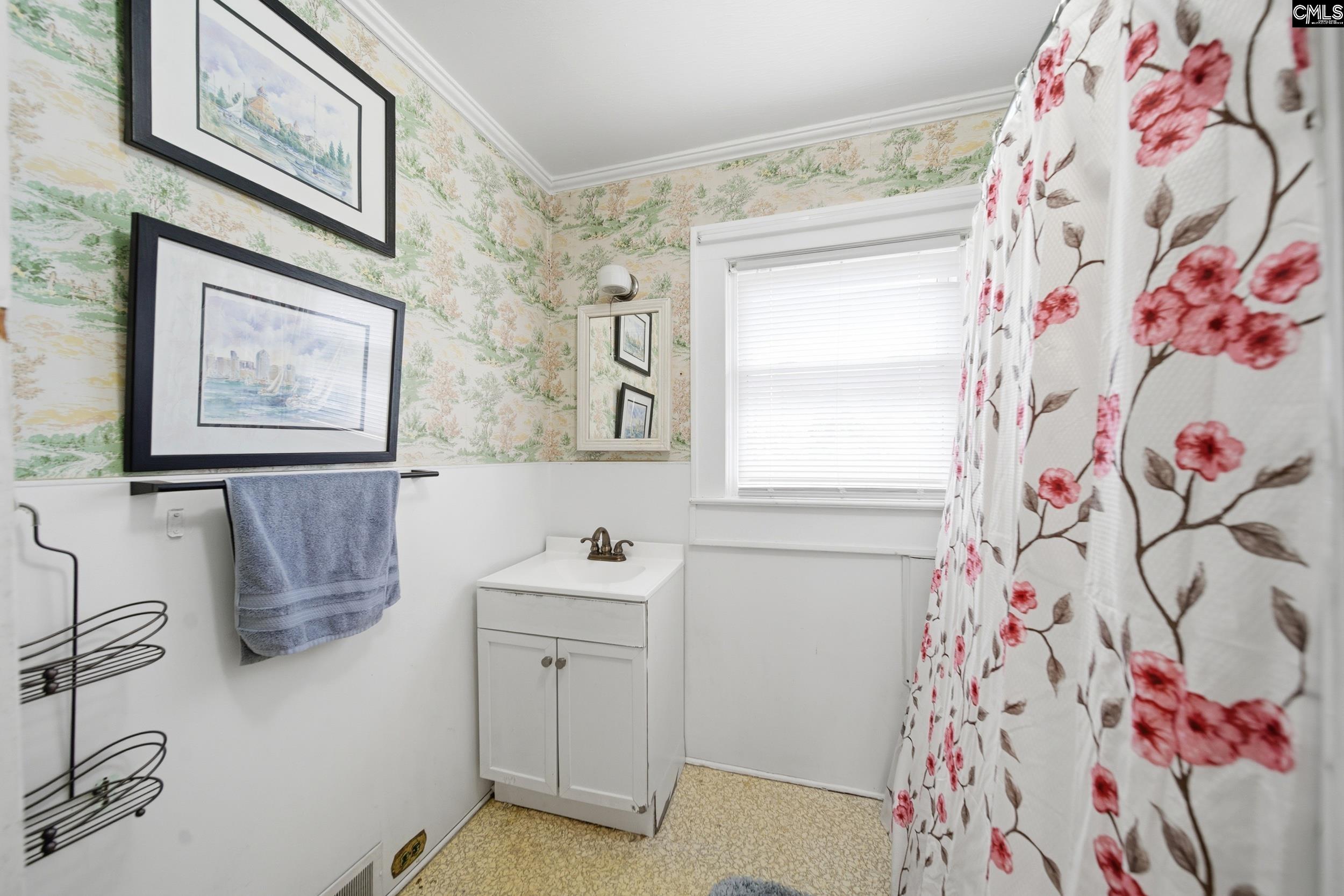 495 Barnwell Street Springfield, SC 29146