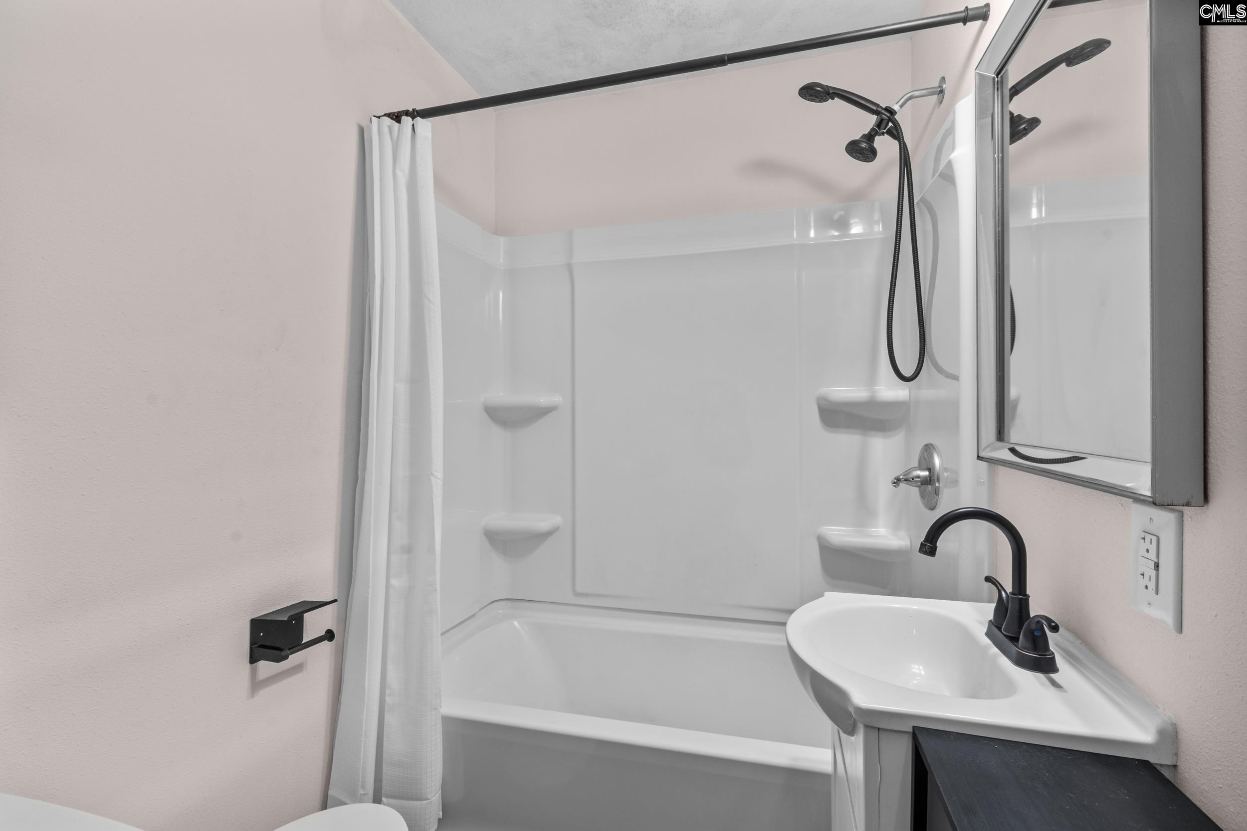 375 W 7th Street Swansea, SC 29160